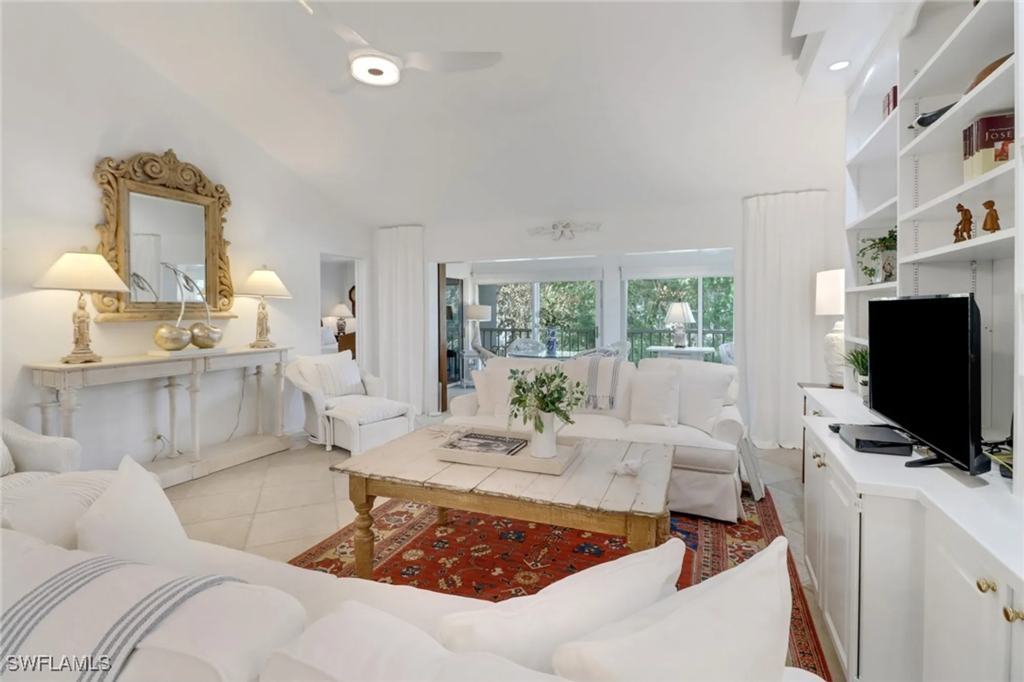 Property Slideshow image 15 of 50 | 252 via perignon # 10-3, Naples, FL, 34119