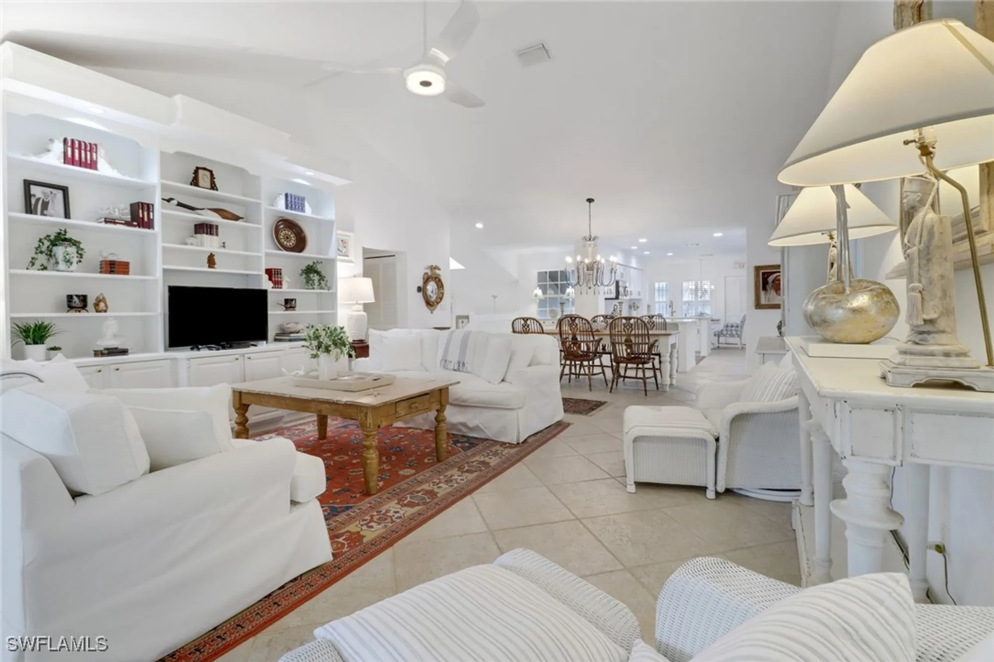 Property Slideshow image 16 of 50 | 252 via perignon # 10-3, Naples, FL, 34119
