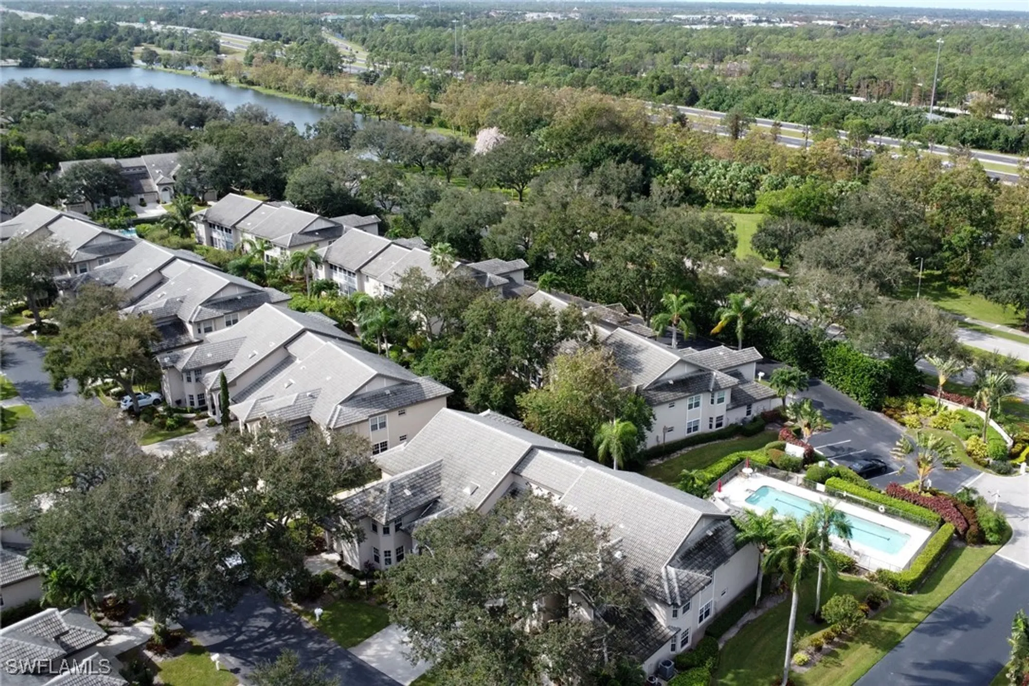 Property Slideshow image 36 of 50 | 252 via perignon # 10-3, Naples, FL, 34119