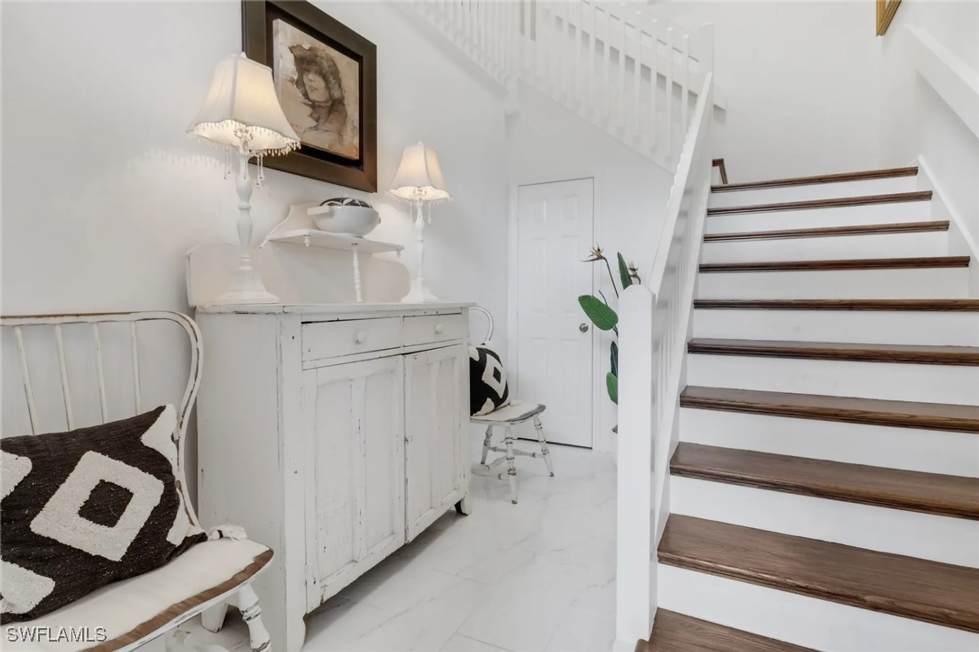 Property Slideshow image 5 of 50 | 252 via perignon # 10-3, Naples, FL, 34119