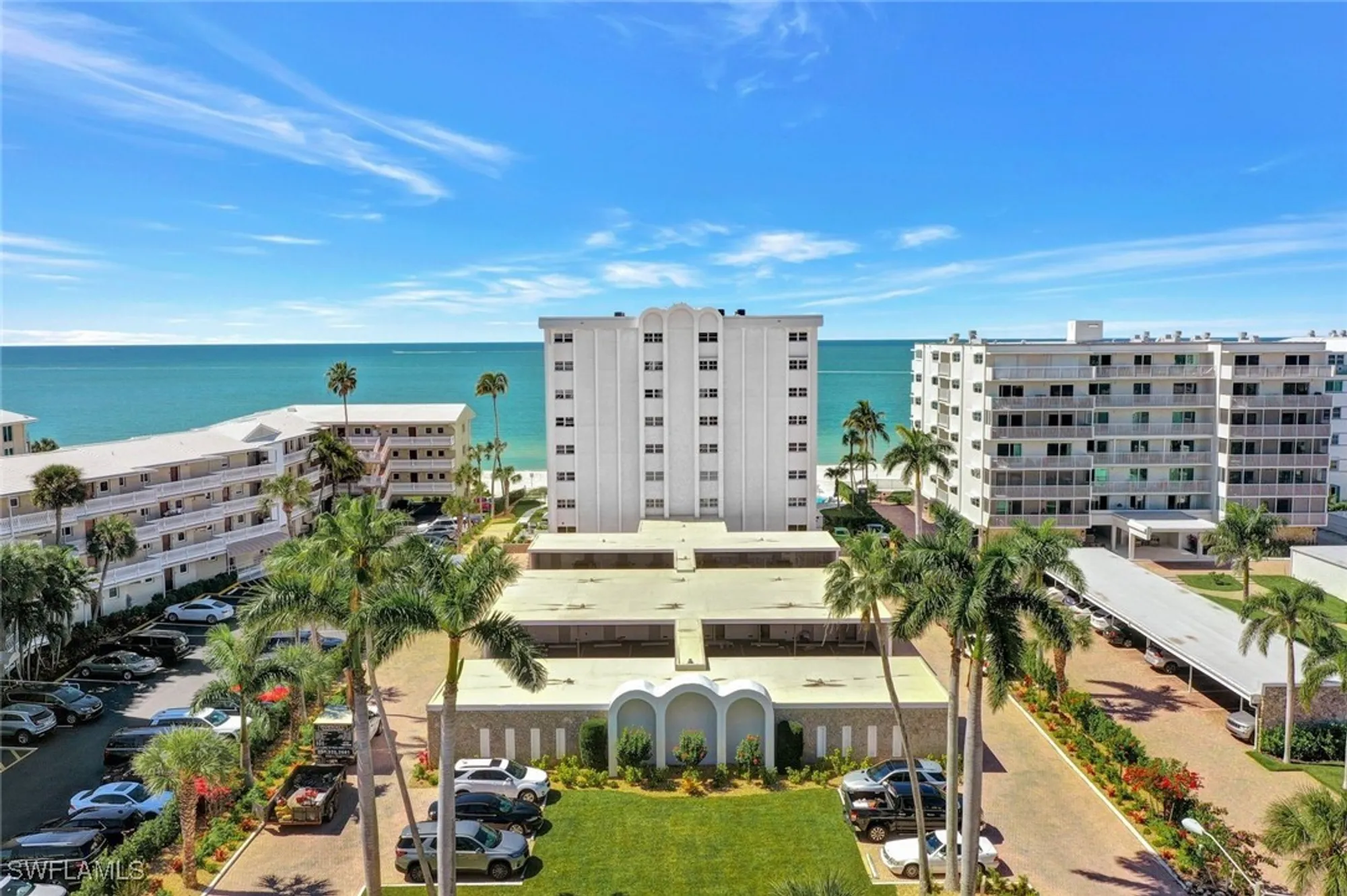 Property Slideshow image 19 of 22 | 1919 gulf shore blvd 603, Naples, FL, 34102