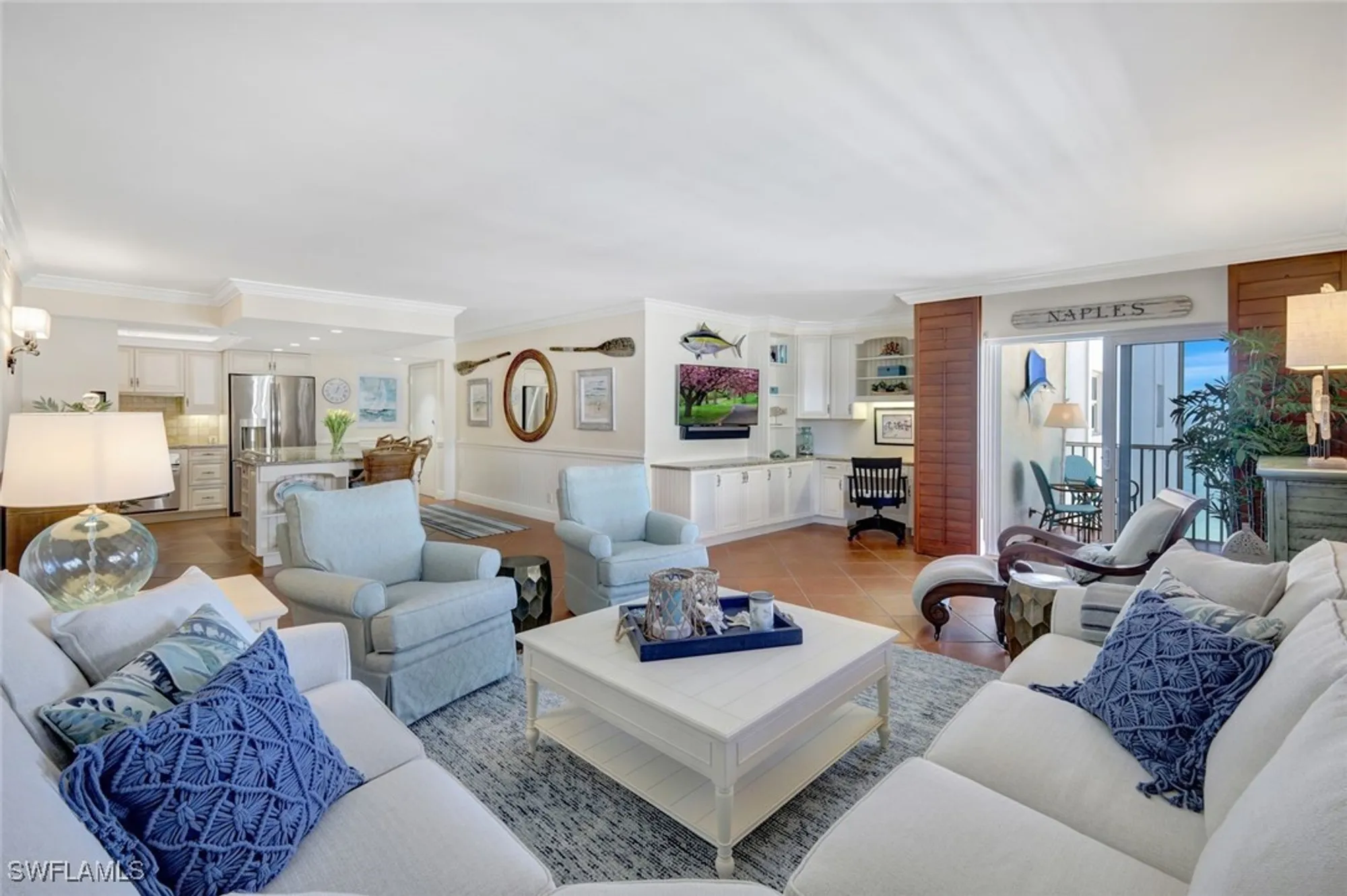 Property Slideshow image 6 of 22 | 1919 gulf shore blvd 603, Naples, FL, 34102