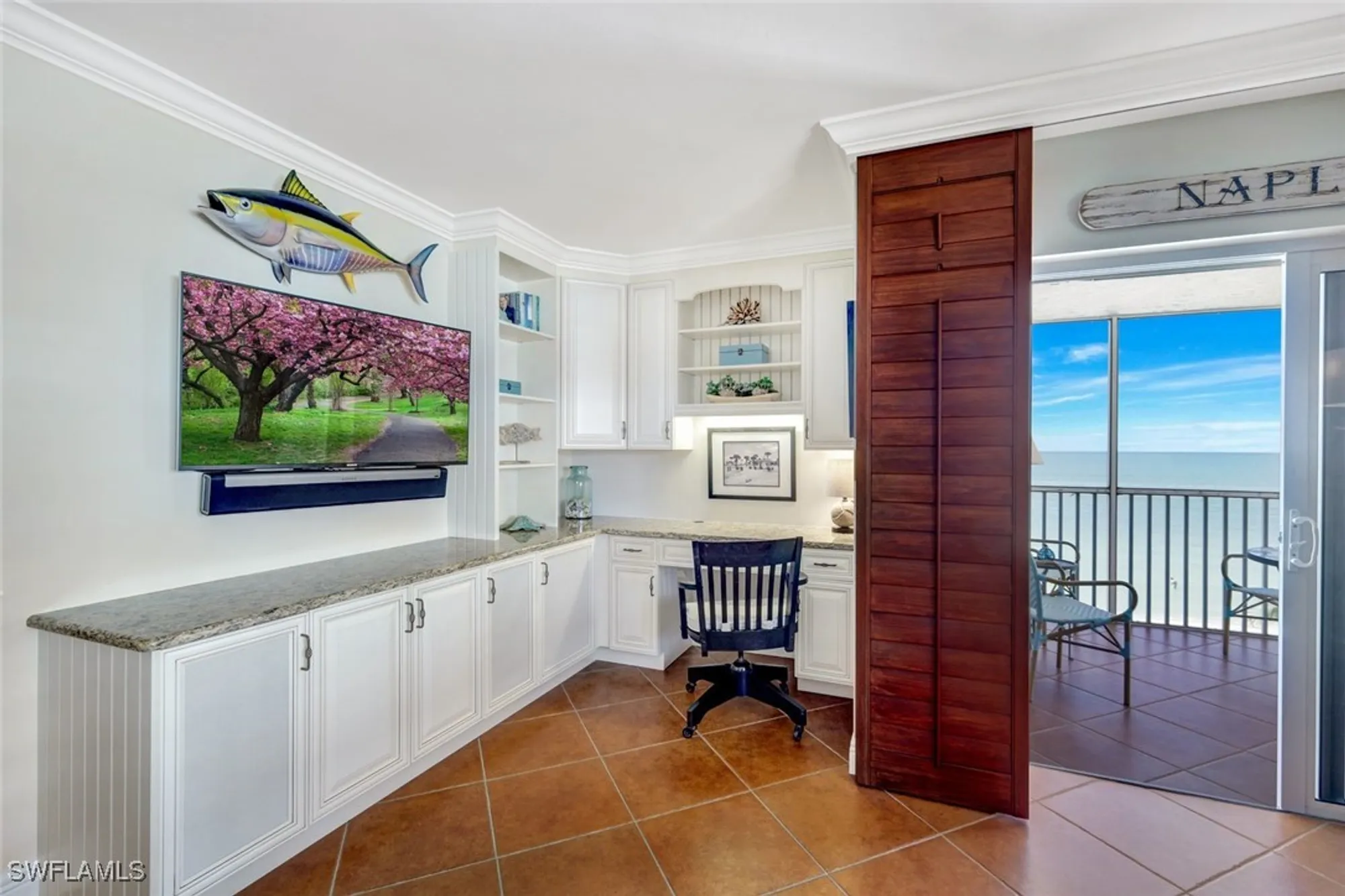 Property Slideshow image 7 of 22 | 1919 gulf shore blvd 603, Naples, FL, 34102