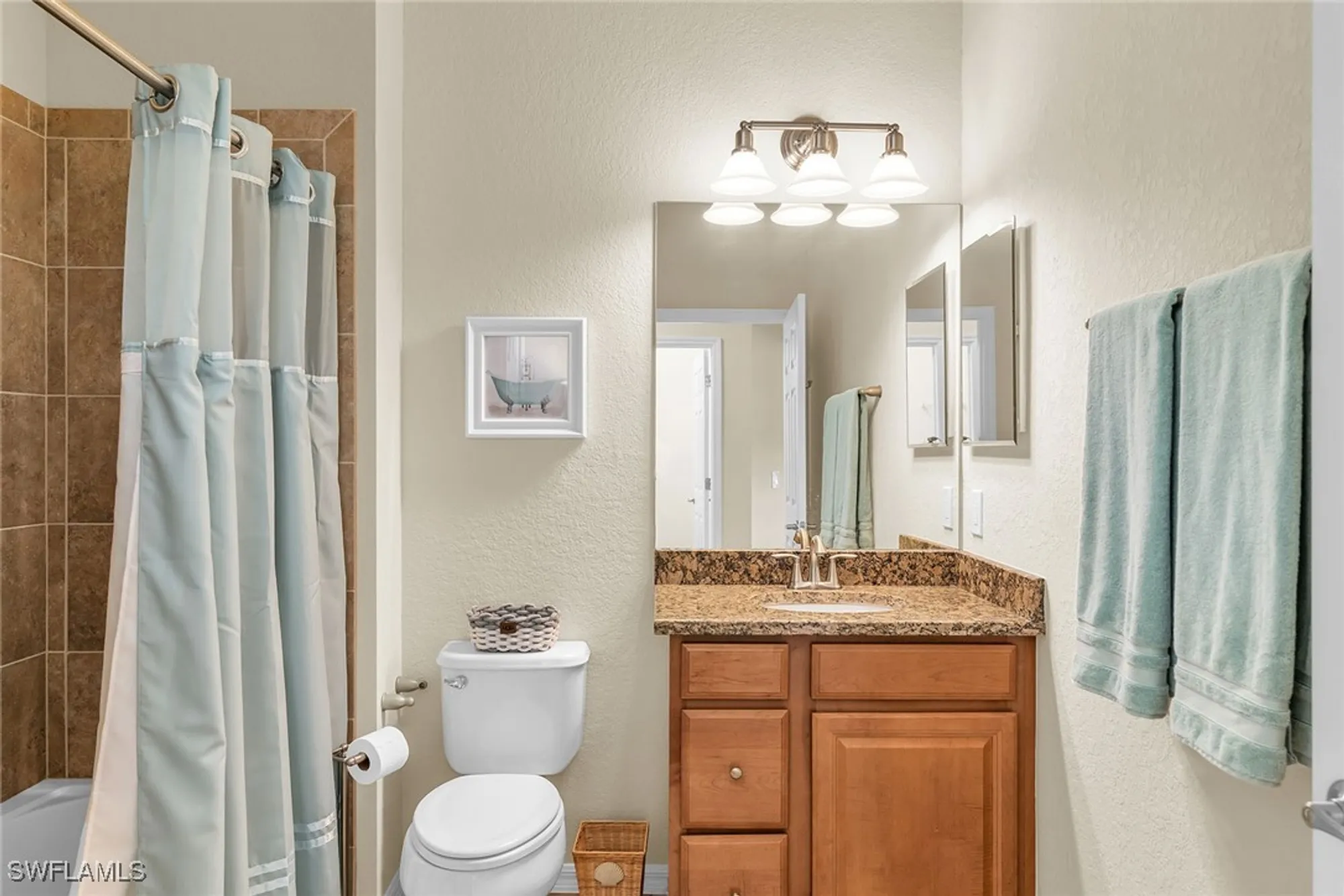 Property Slideshow image 19 of 39 | 3175 serena ln apt 202, Naples, FL, 34114
