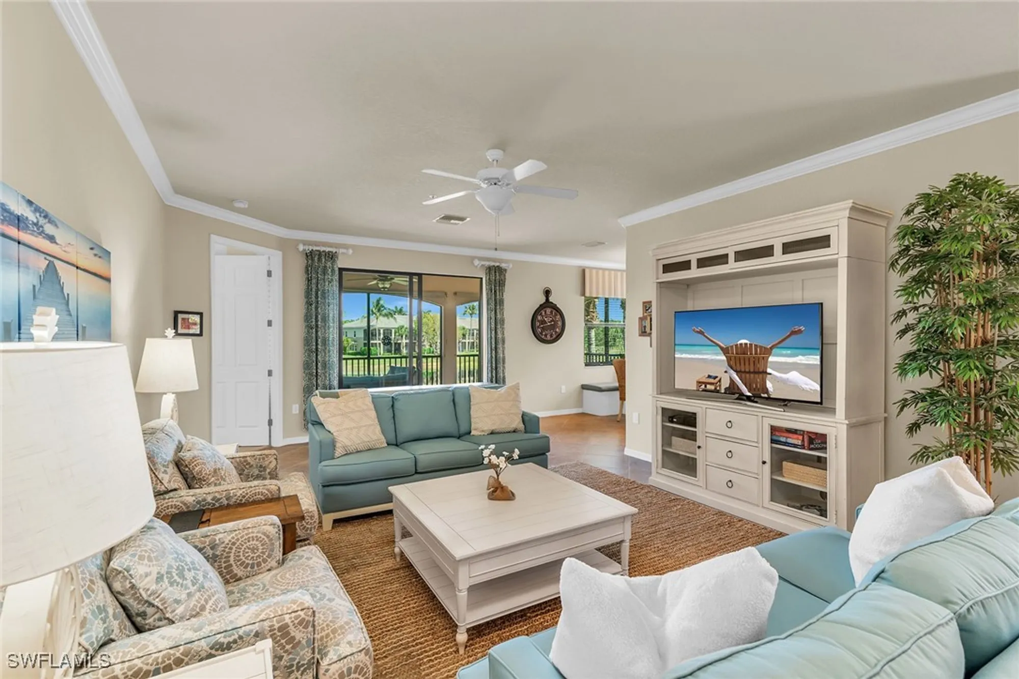 Property Slideshow image 10 of 39 | 3175 serena ln apt 202, Naples, FL, 34114