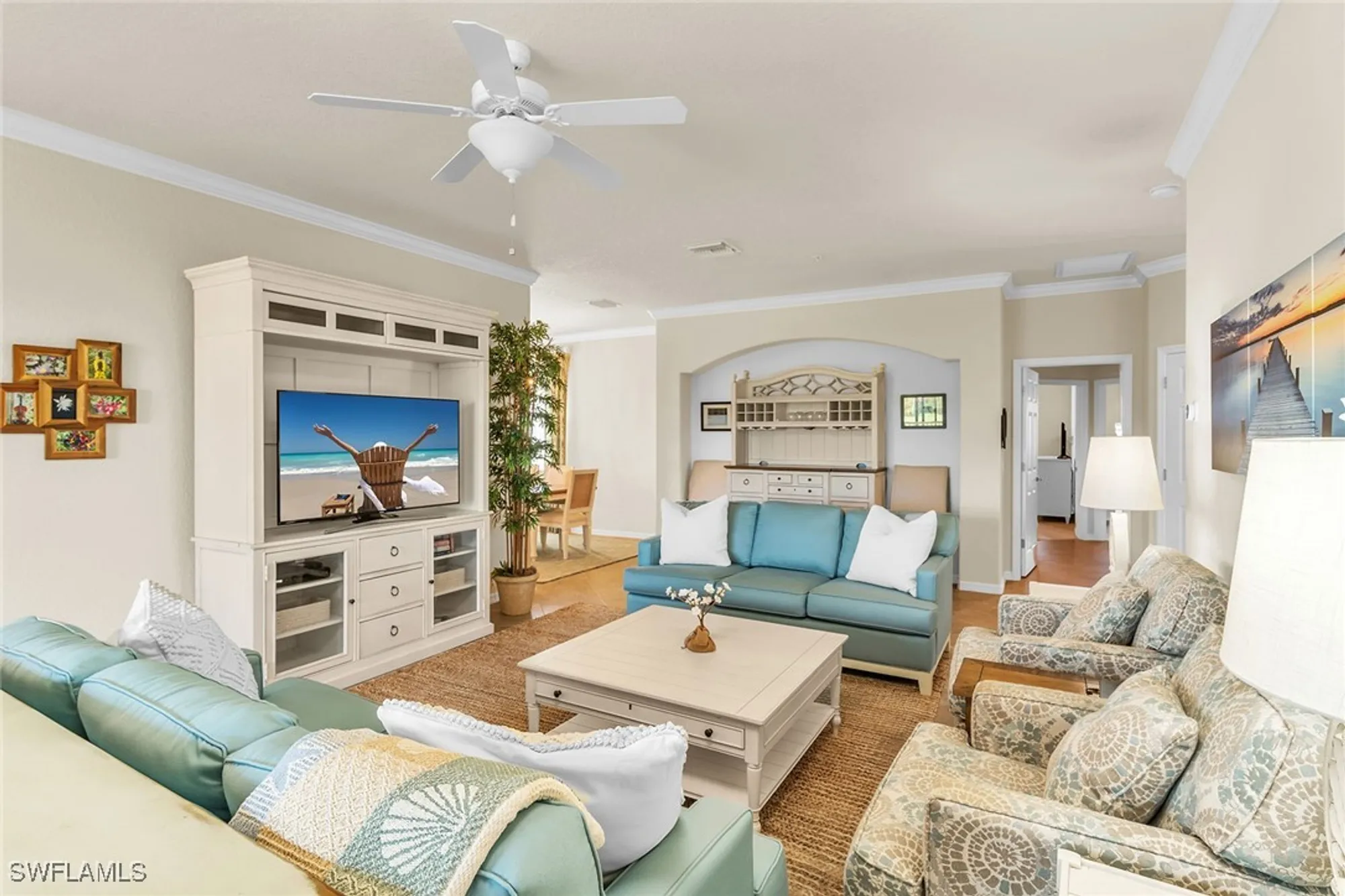 Property Slideshow image 13 of 39 | 3175 serena ln apt 202, Naples, FL, 34114