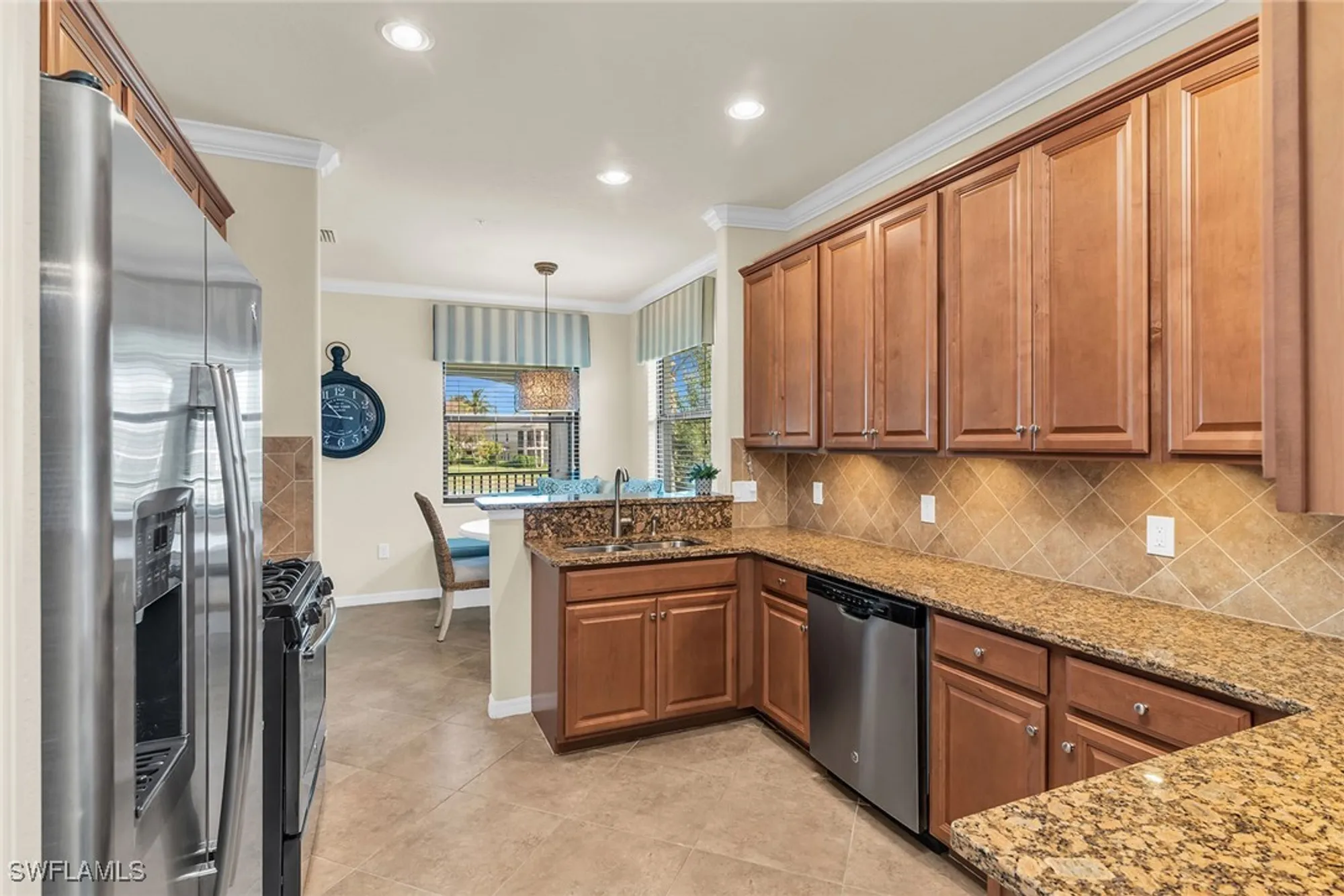 Property Slideshow image 5 of 39 | 3175 serena ln apt 202, Naples, FL, 34114