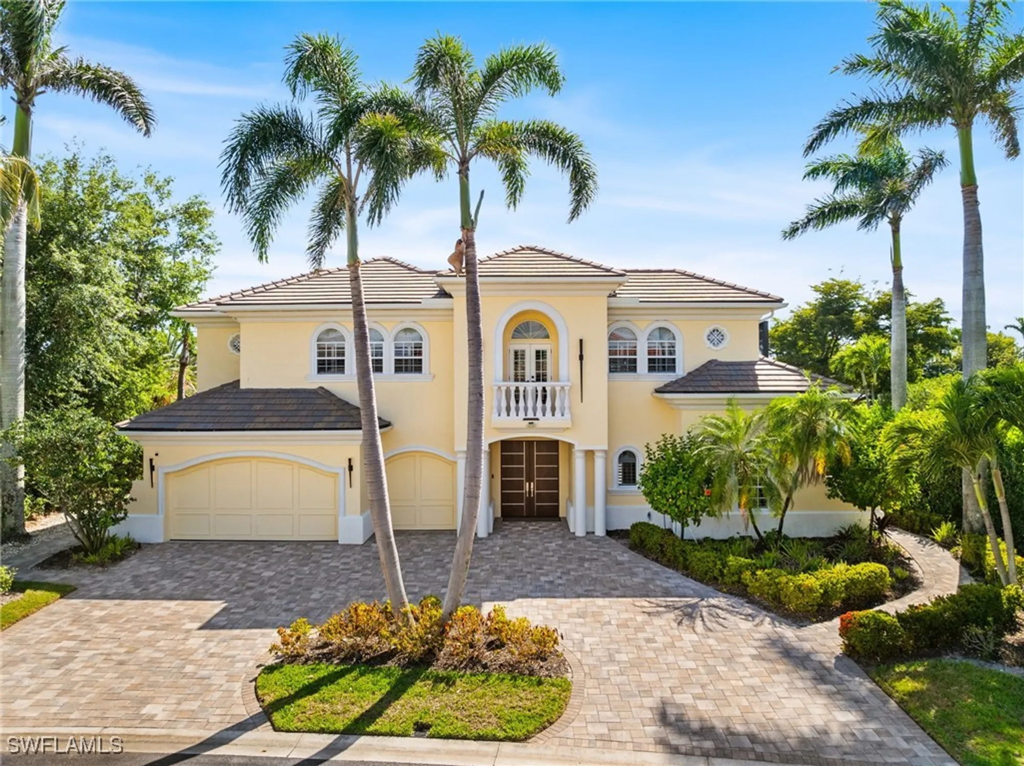 Property Slideshow image 9 of 49 | 11133 harbour estates cir, Fort Myers, FL, 33908