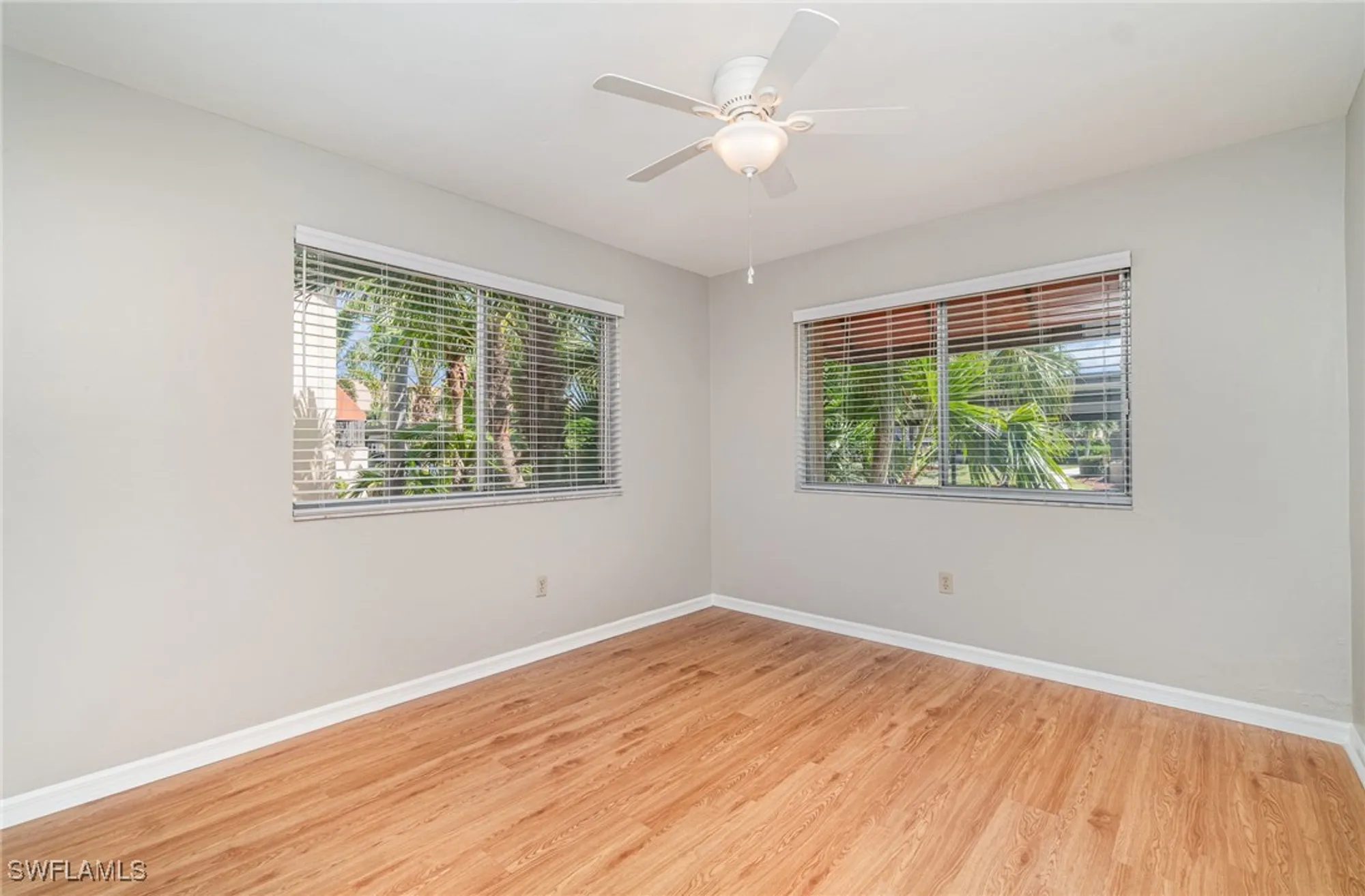 Property Slideshow image 15 of 23 | 13080 cross creek ct 308, Fort Myers, FL, 33912