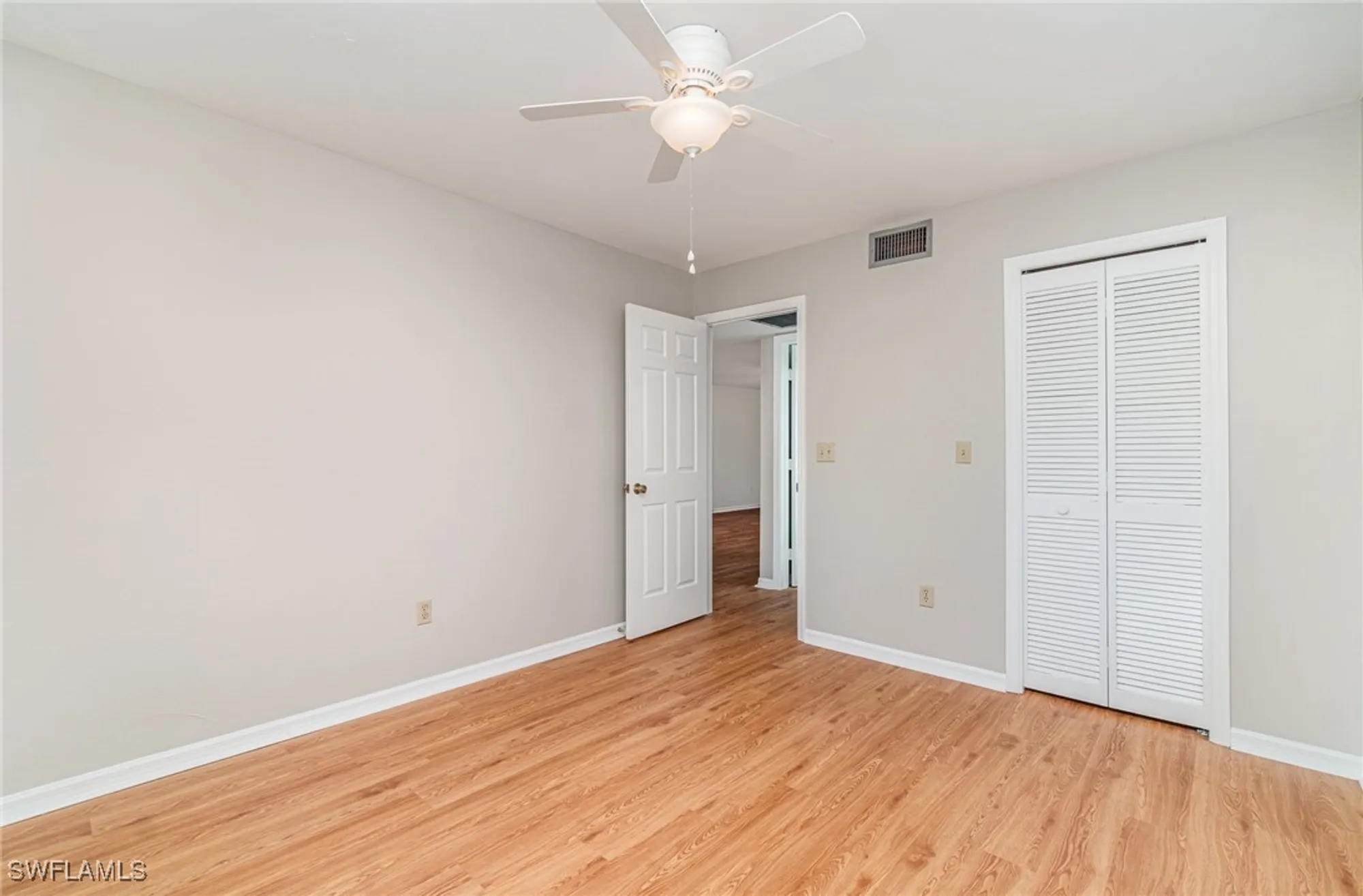 Property Slideshow image 16 of 23 | 13080 cross creek ct 308, Fort Myers, FL, 33912