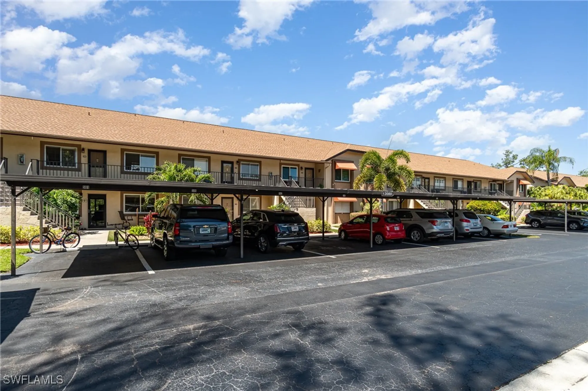 Property Slideshow image 2 of 23 | 13080 cross creek ct 308, Fort Myers, FL, 33912