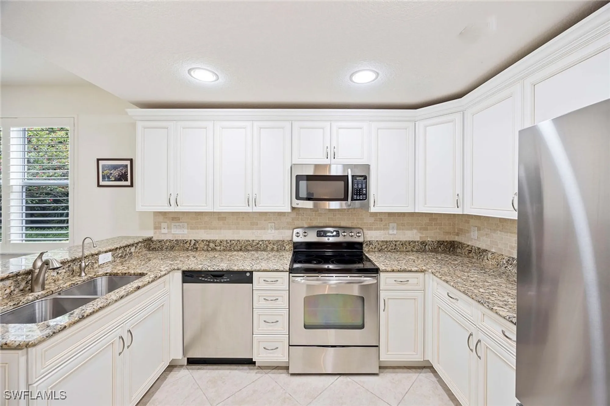 Property Slideshow image 9 of 36 | 6637 alden woods cir 102, Naples, FL, 34113