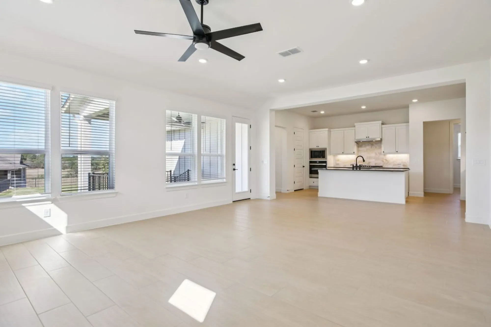 Property Slideshow image 17 of 40 | 1851 dancing oak ln, San Marcos, TX, 78666