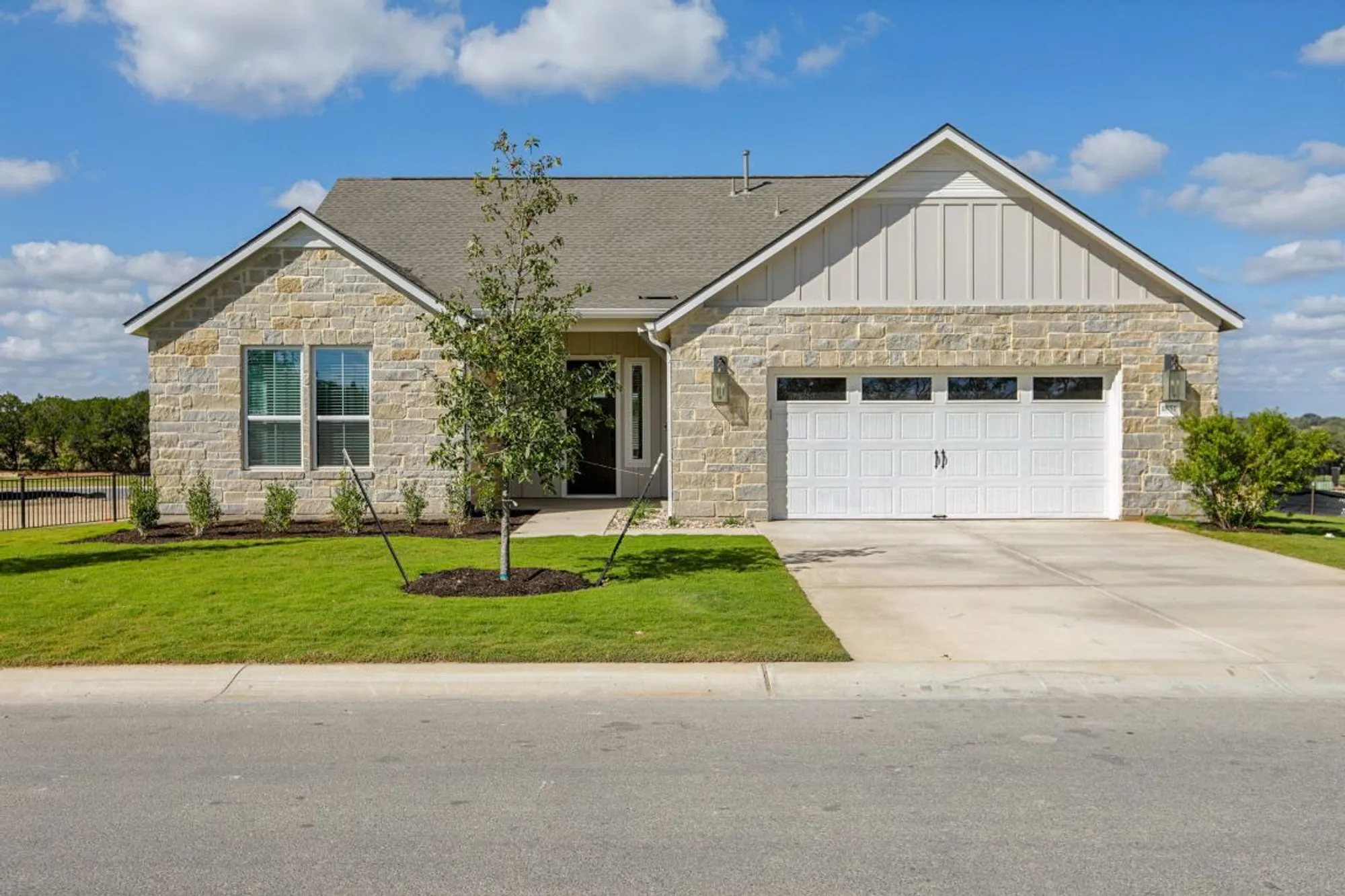 Property Slideshow image 1 of 40 | 1851 dancing oak ln, San Marcos, TX, 78666
