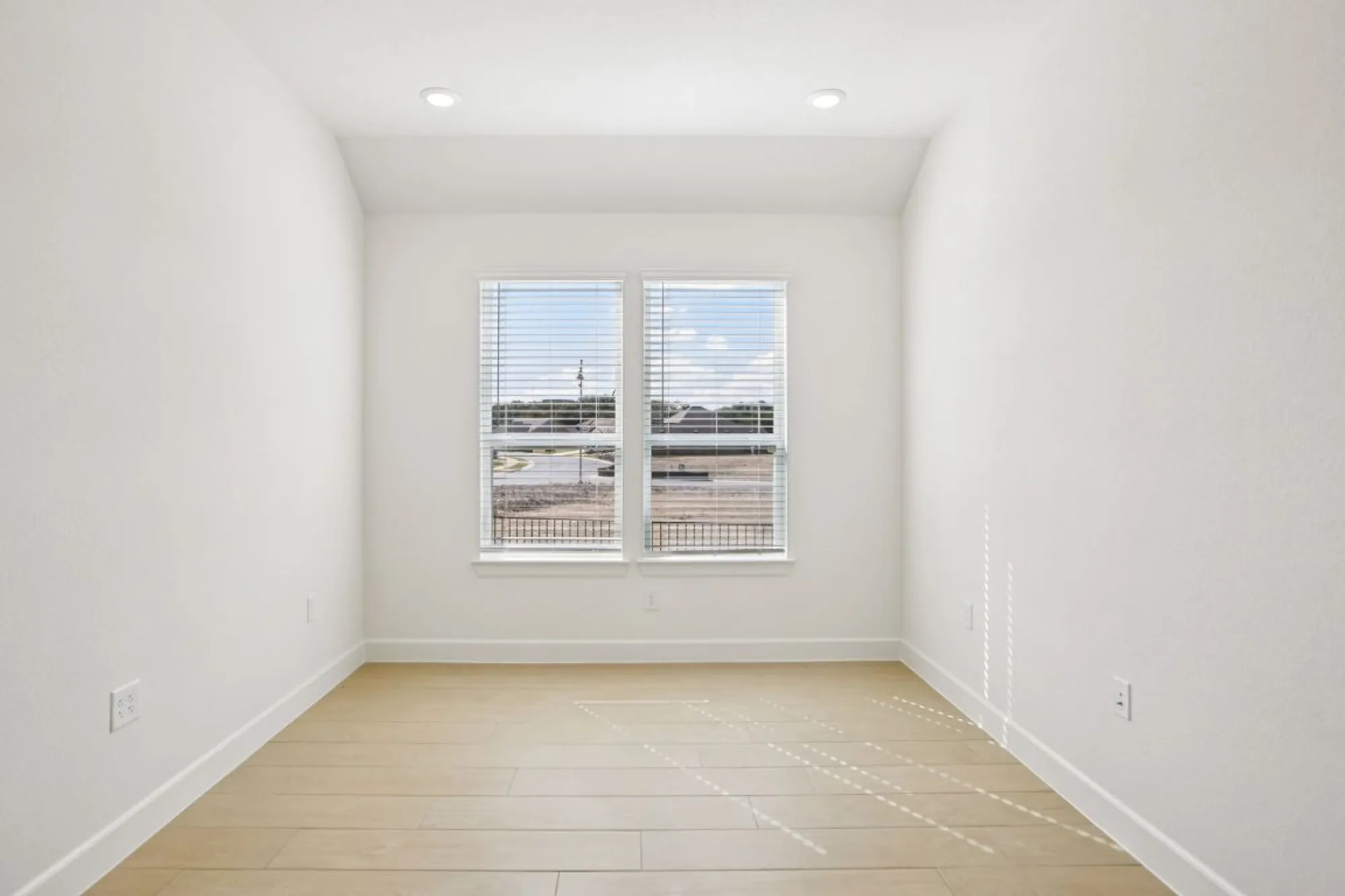 Property Slideshow image 12 of 40 | 1851 dancing oak ln, San Marcos, TX, 78666