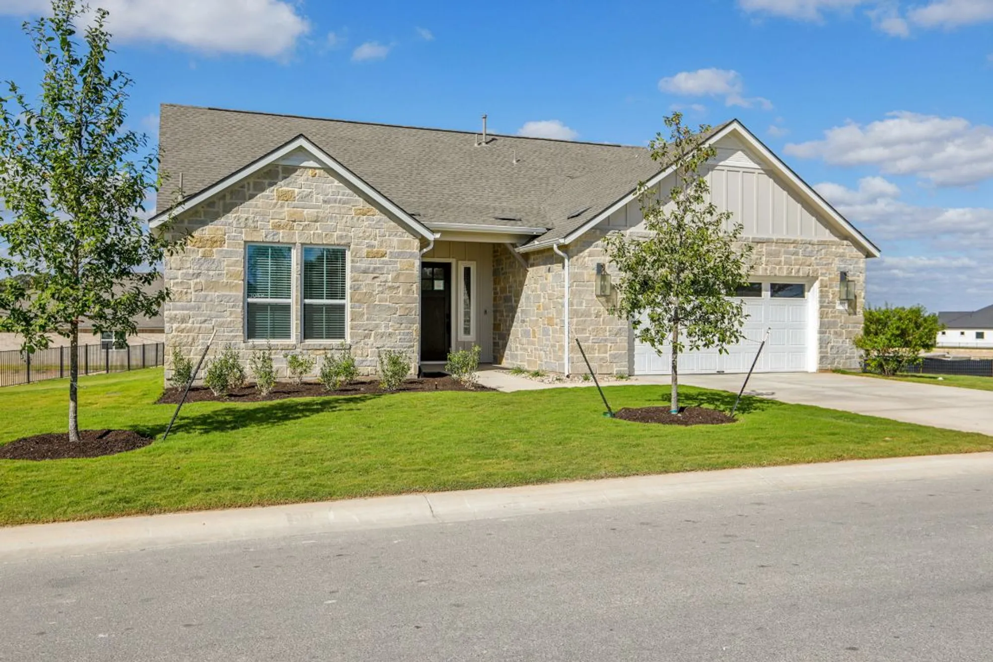 Property Slideshow image 3 of 40 | 1851 dancing oak ln, San Marcos, TX, 78666