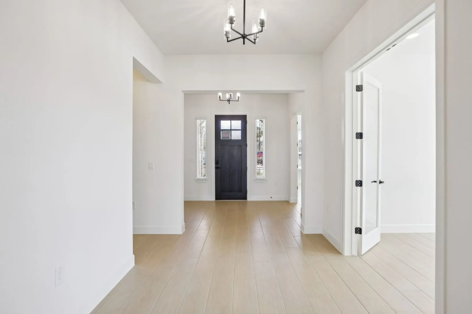 Property Slideshow image 4 of 40 | 1851 dancing oak ln, San Marcos, TX, 78666