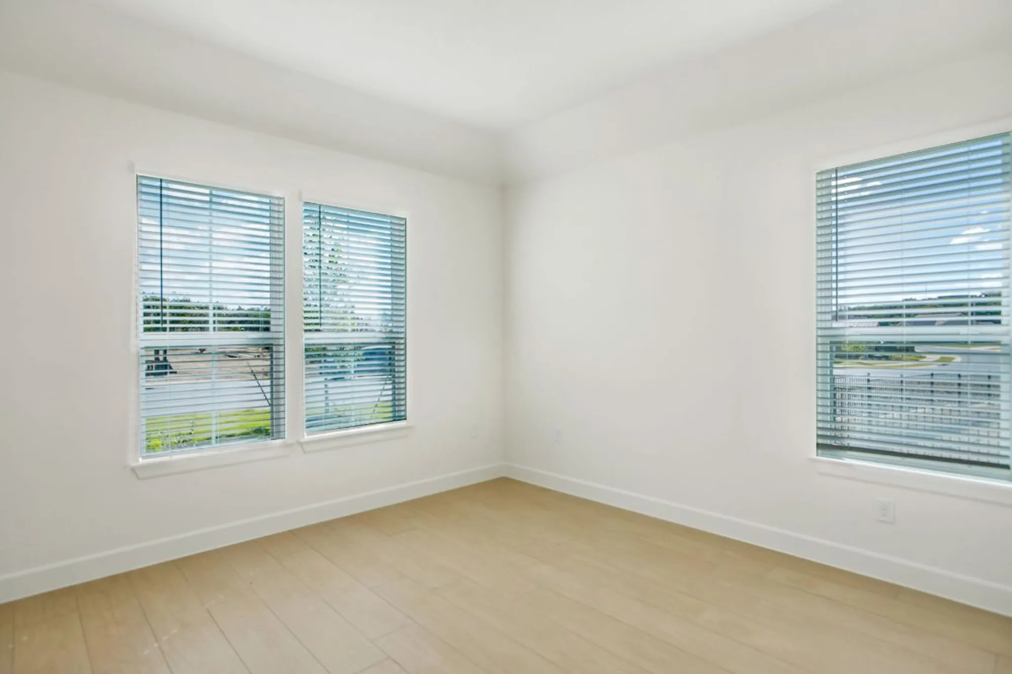 Property Slideshow image 6 of 40 | 1851 dancing oak ln, San Marcos, TX, 78666