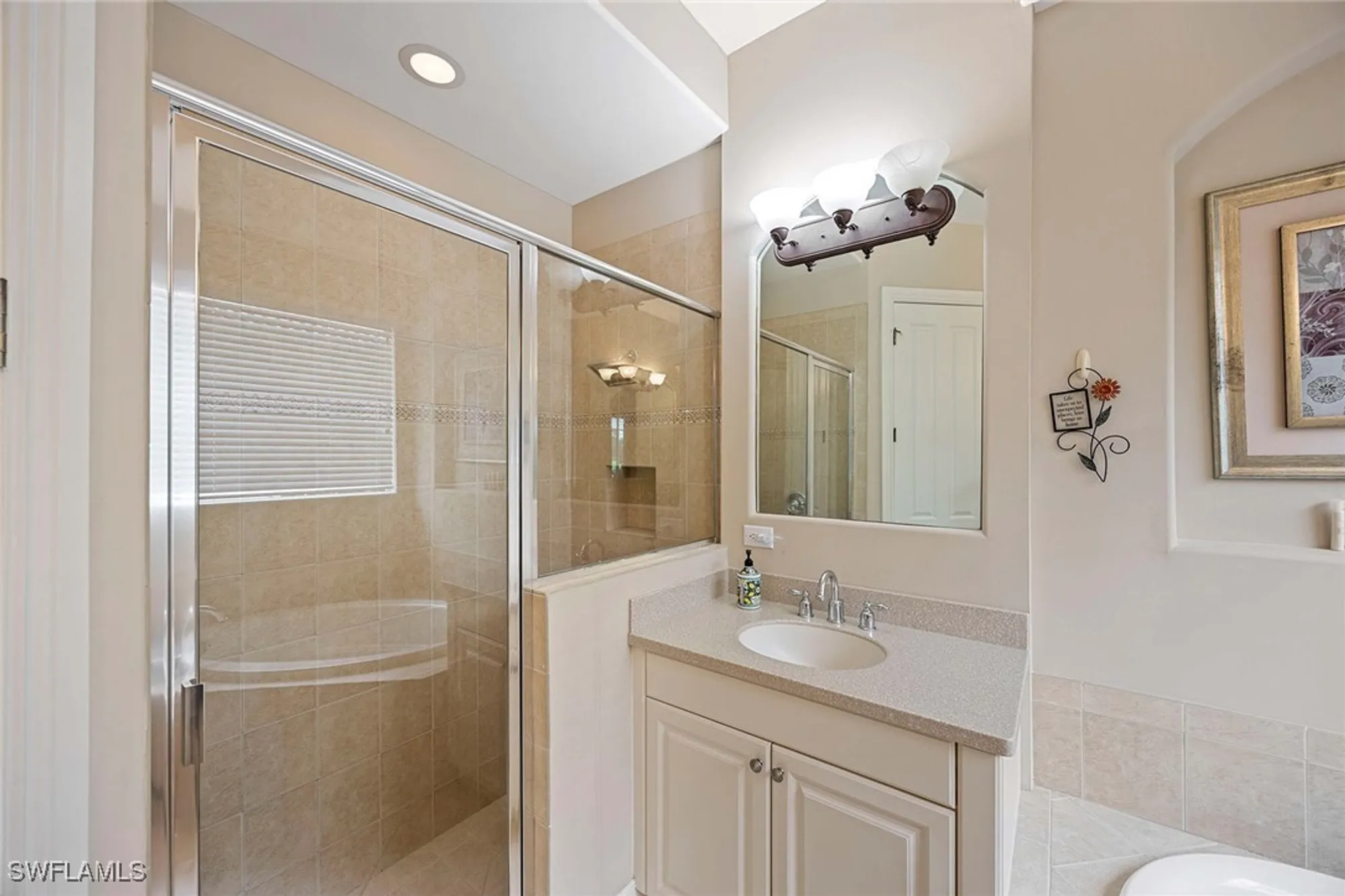 Property Slideshow image 17 of 46 | 7828 valencia ct, Naples, FL, 34113