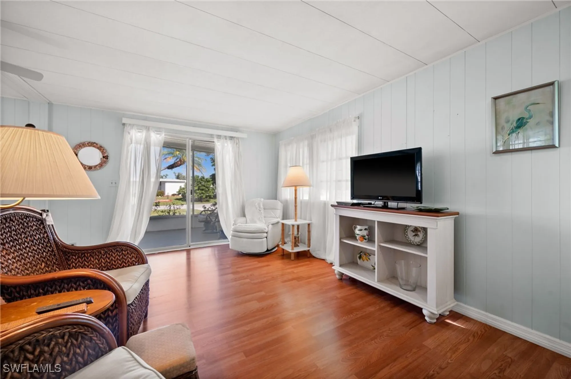 Property Slideshow image 13 of 37 | 65 san remo cir, Naples, FL, 34112