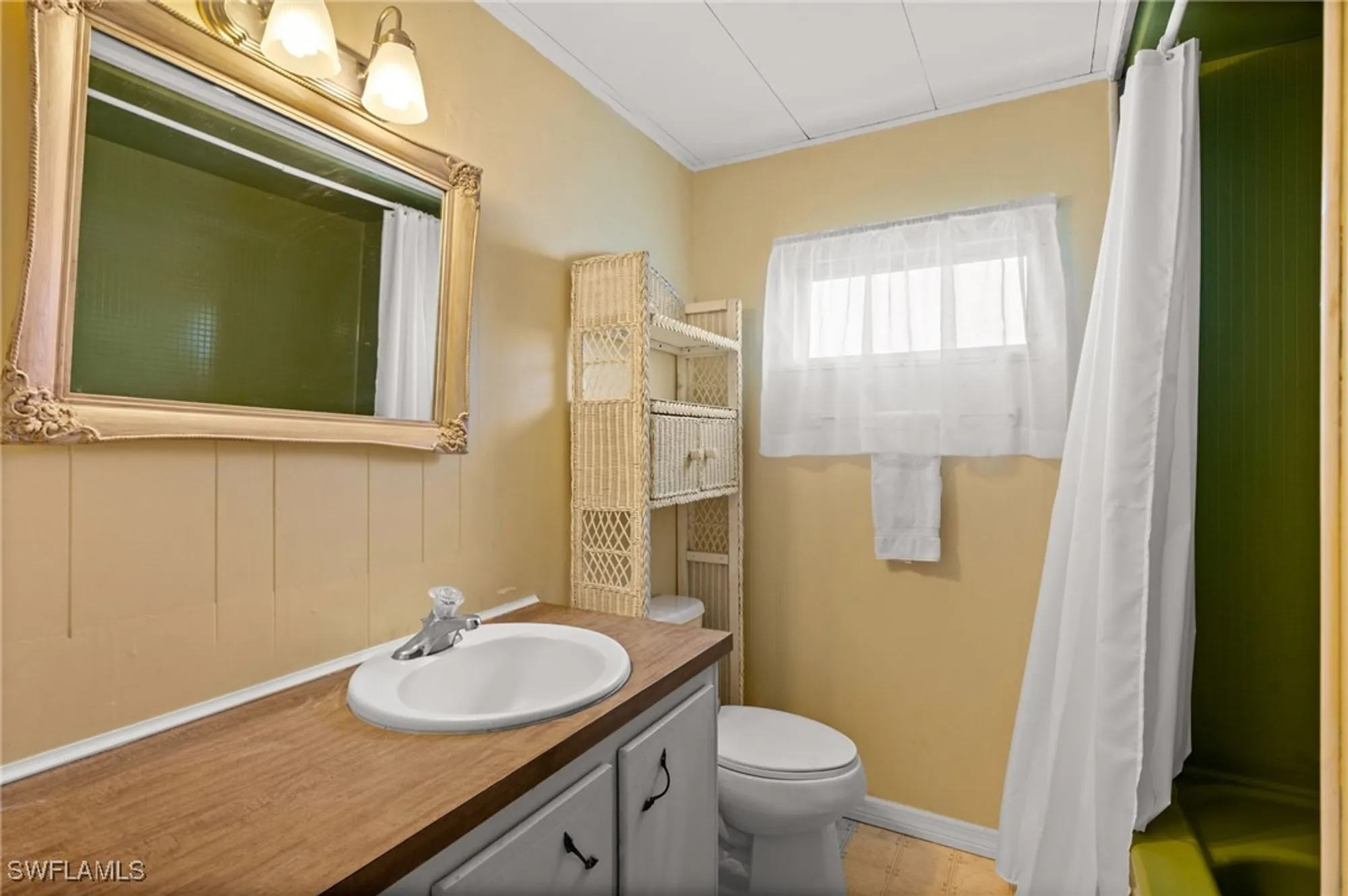 Property Slideshow image 23 of 37 | 65 san remo cir, Naples, FL, 34112