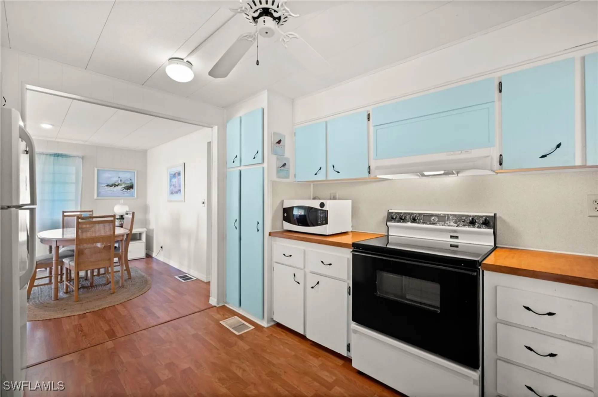 Property Slideshow image 8 of 37 | 65 san remo cir, Naples, FL, 34112