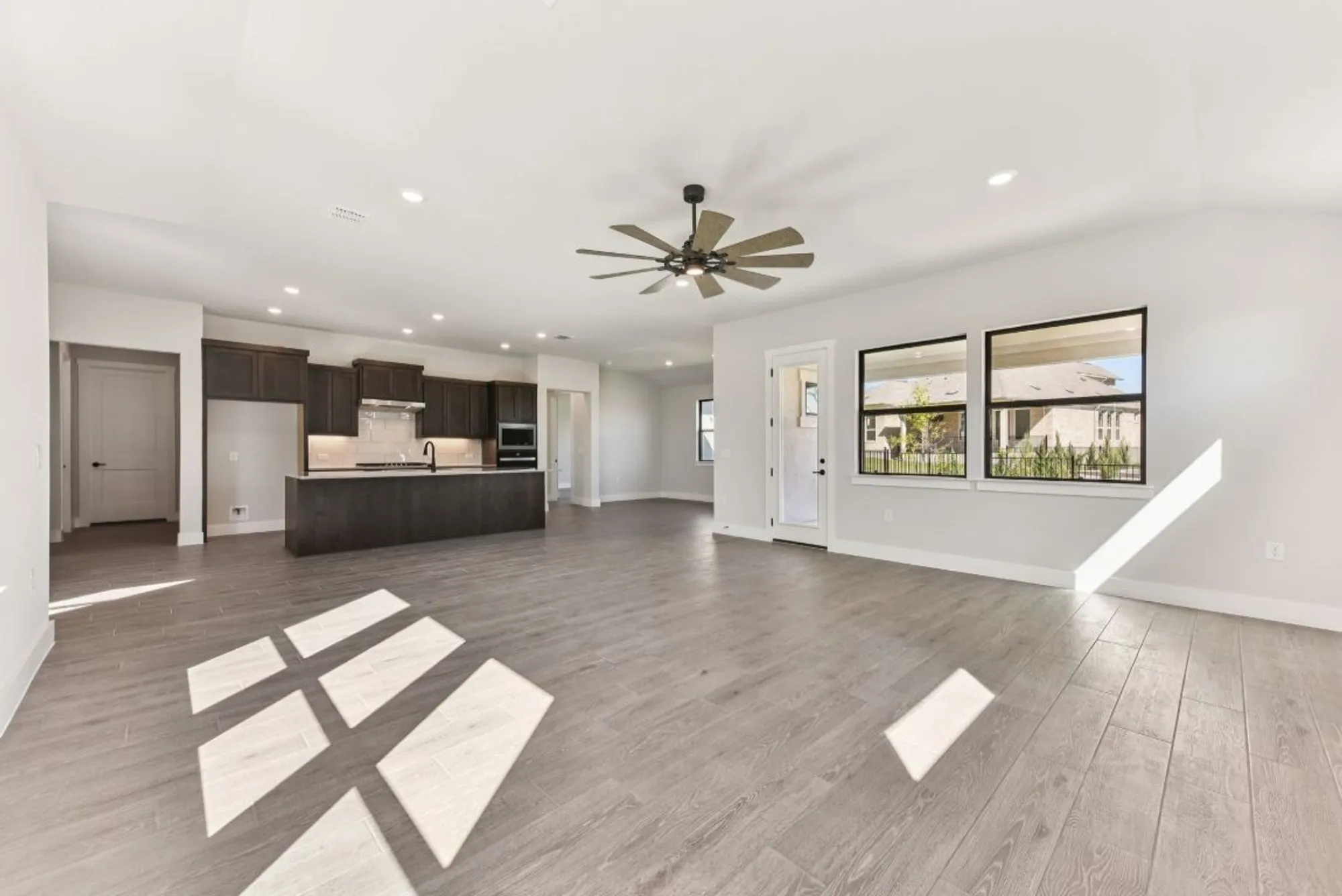 Property Slideshow image 8 of 37 | 226 olive blossom trl, San Marcos, TX, 78666