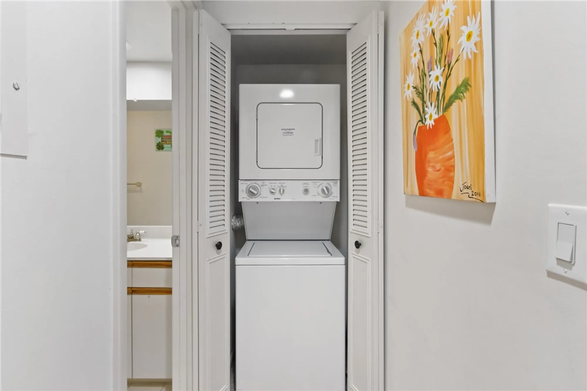 Property Slideshow image 20 of 33 | 25 plantation dr apt 201, Vero Beach, FL, 32966