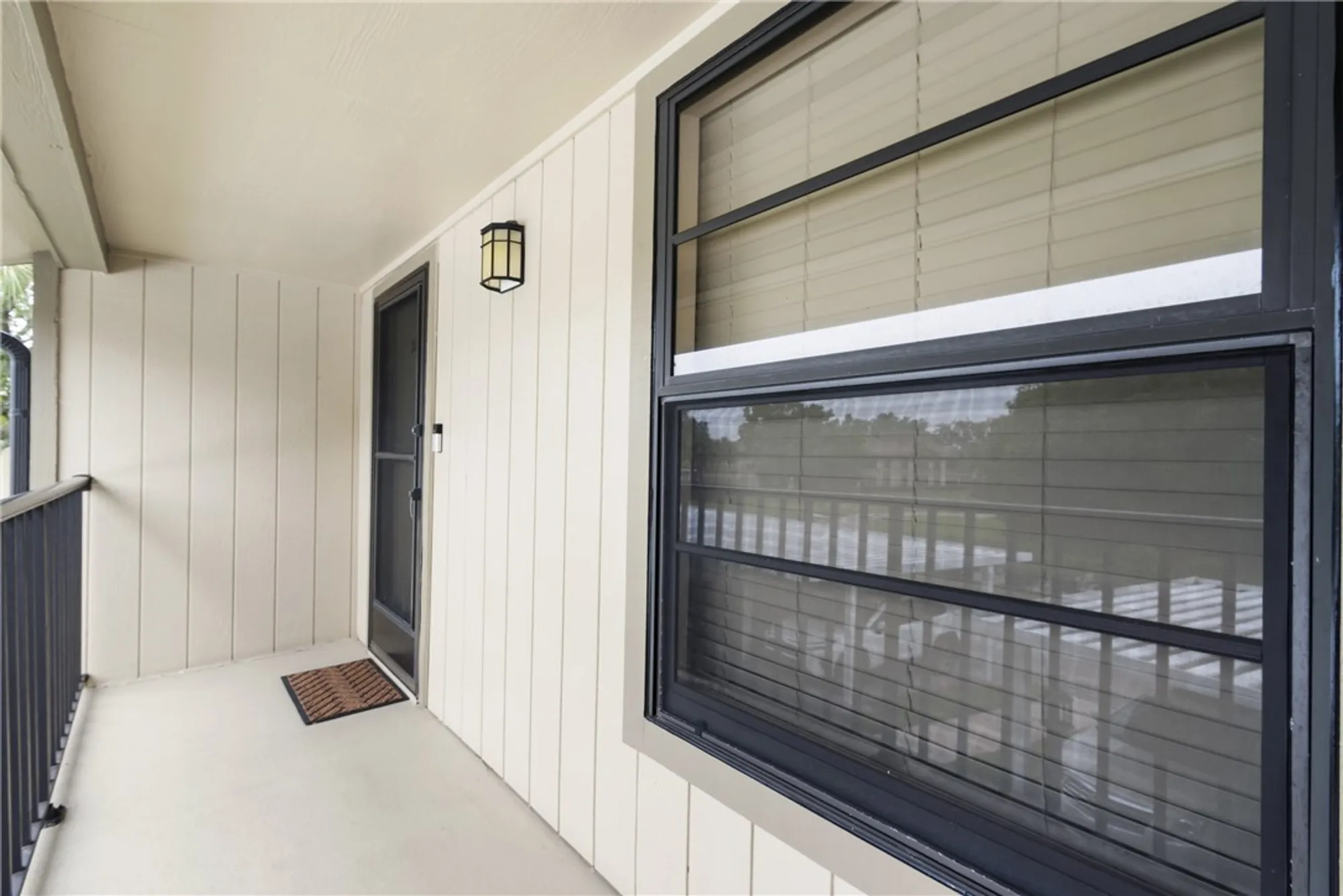 Property Slideshow image 22 of 33 | 25 plantation dr apt 201, Vero Beach, FL, 32966