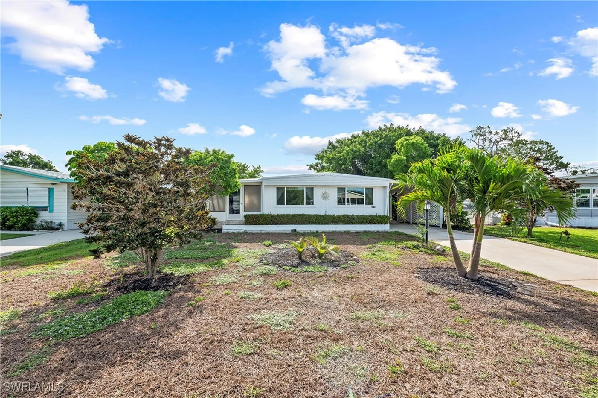 Property Slideshow image 18 of 28 | 40 le mans dr, Naples, FL, 34112