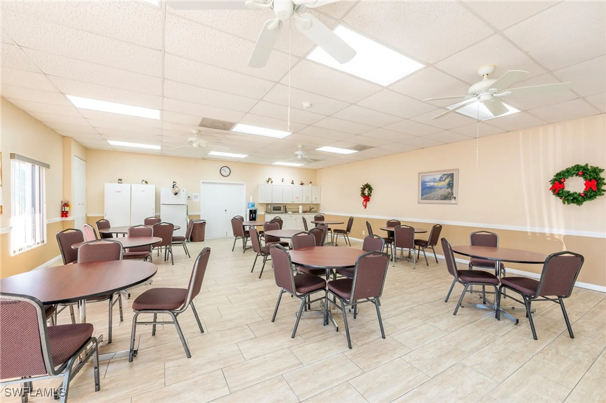 Property Slideshow image 27 of 28 | 40 le mans dr, Naples, FL, 34112