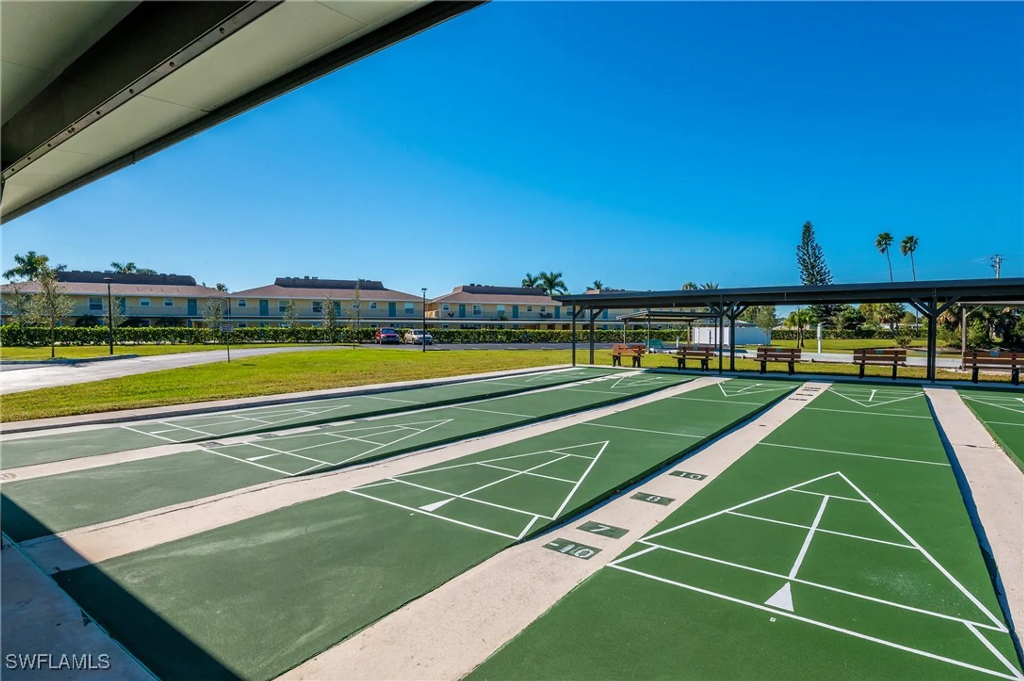 Property Slideshow image 28 of 28 | 40 le mans dr, Naples, FL, 34112