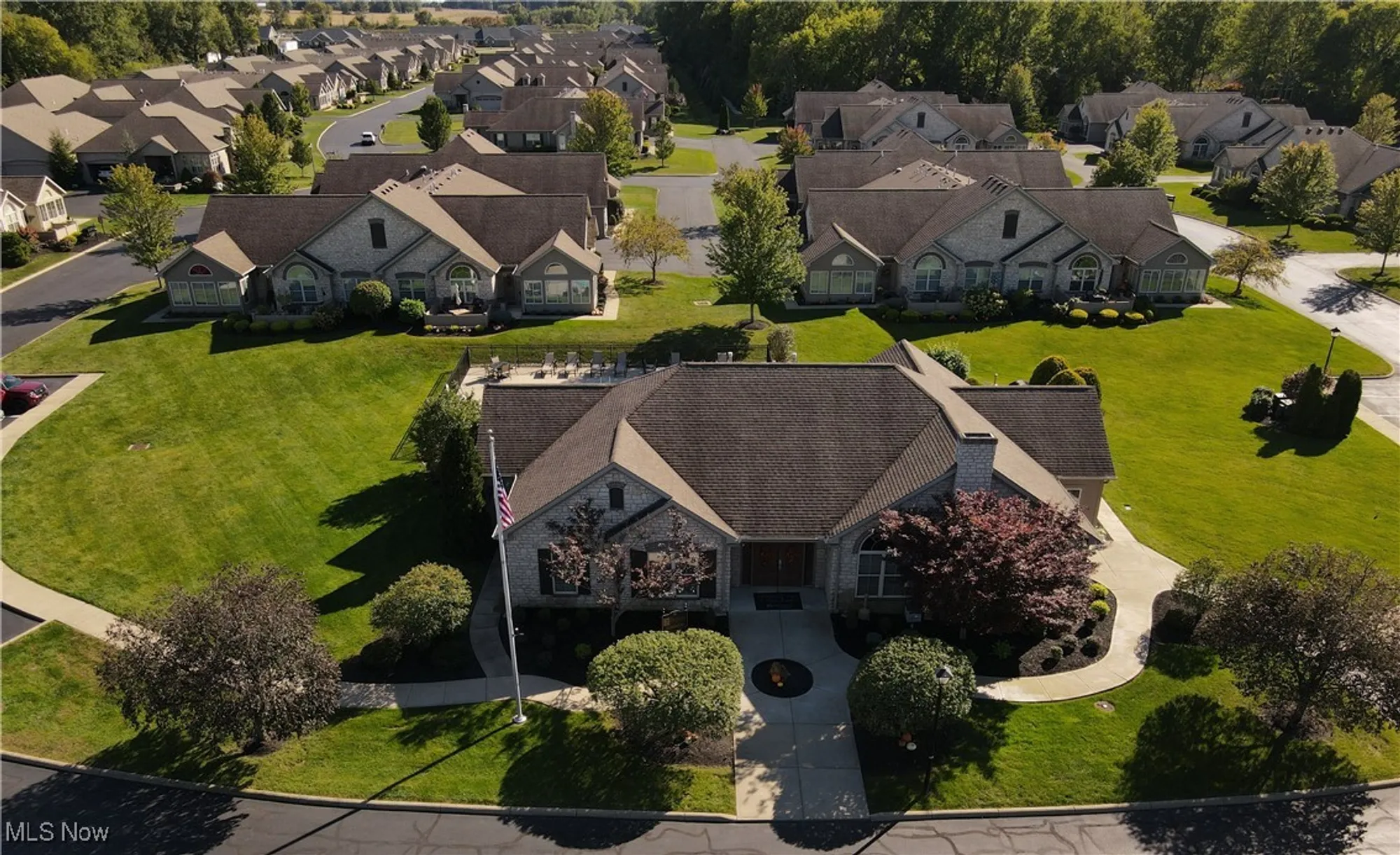 Property Slideshow image 11 of 14 | 5011 coventry cir, Huron, OH, 44839