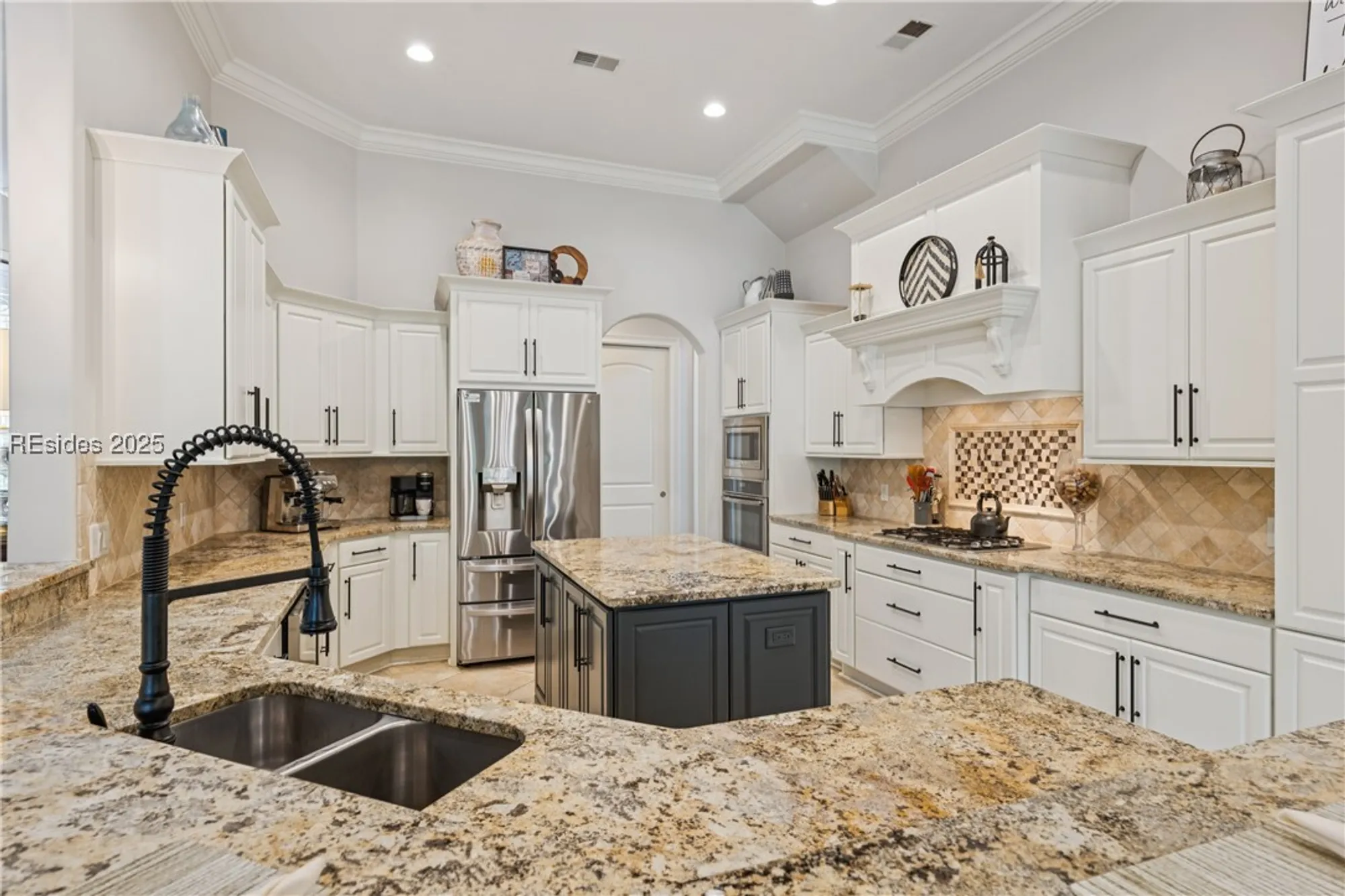 Property Slideshow image 22 of 100 | 18 anchor bay ct, Bluffton, SC, 29910
