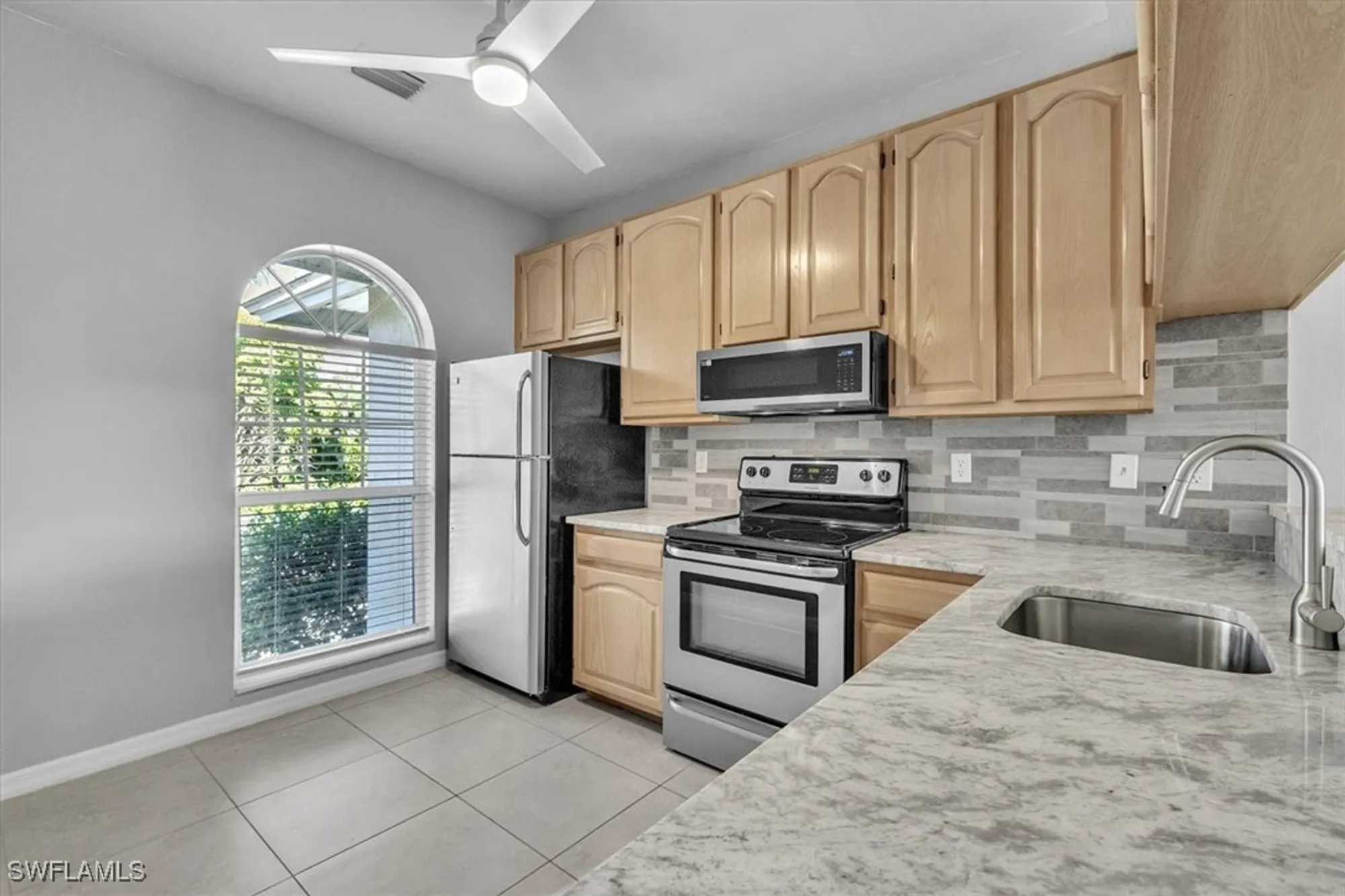 Property Slideshow image 15 of 47 | 8161 twelve oaks cir 523, Naples, FL, 34113