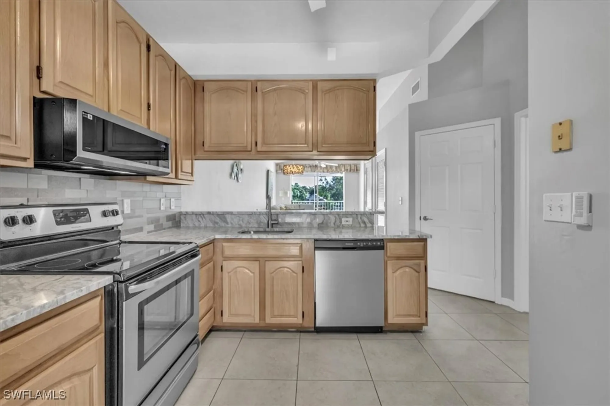Property Slideshow image 17 of 47 | 8161 twelve oaks cir 523, Naples, FL, 34113