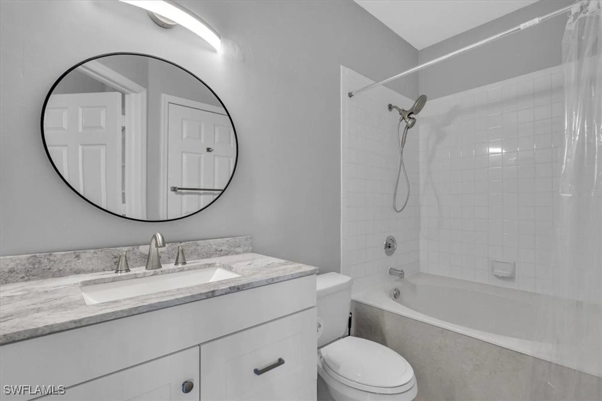 Property Slideshow image 28 of 47 | 8161 twelve oaks cir 523, Naples, FL, 34113