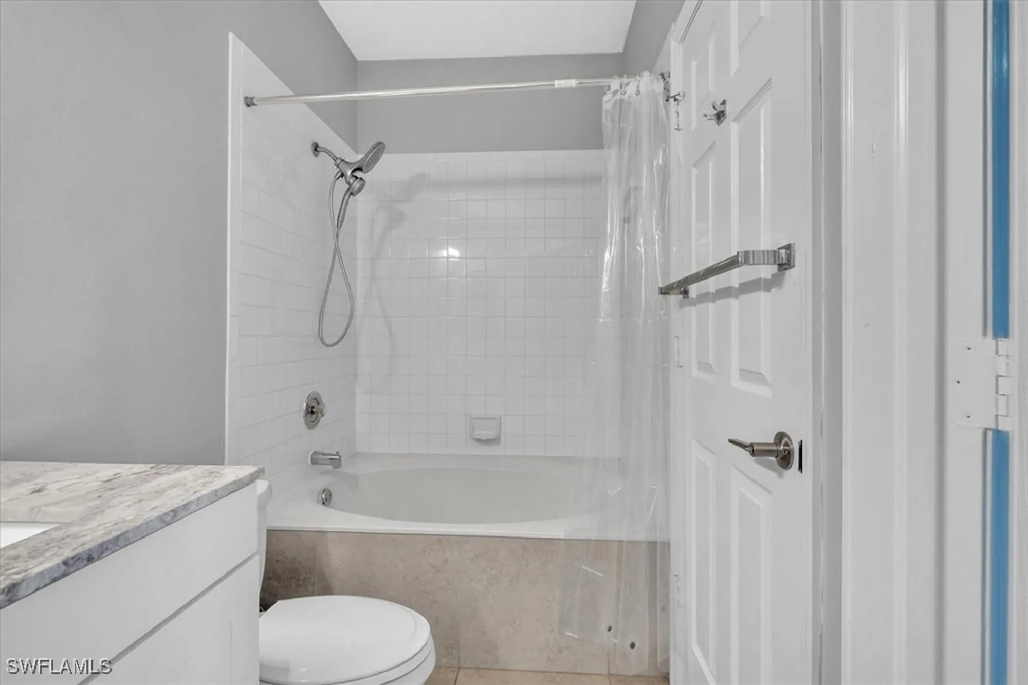 Property Slideshow image 29 of 47 | 8161 twelve oaks cir 523, Naples, FL, 34113