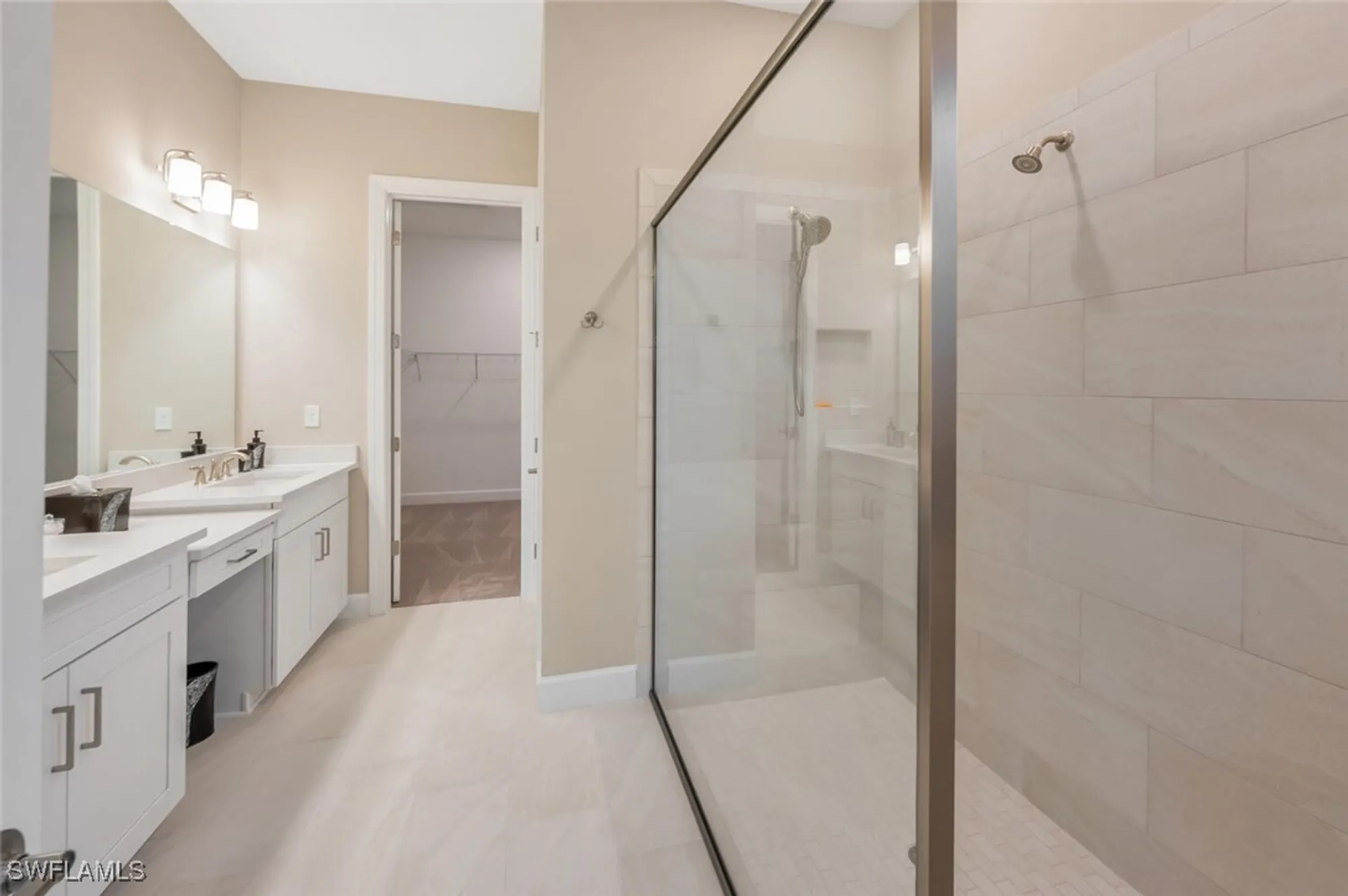 Property Slideshow image 17 of 43 | 8448 rosa ct, Naples, FL, 34114