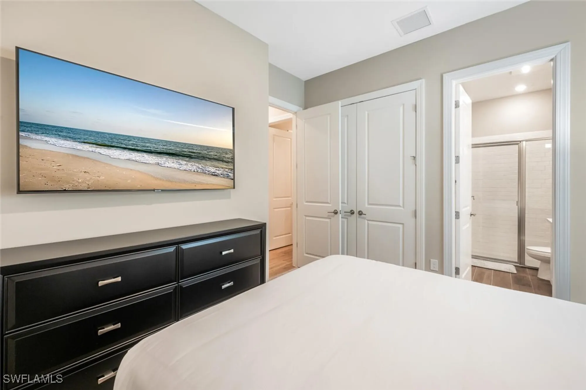 Property Slideshow image 22 of 43 | 8448 rosa ct, Naples, FL, 34114