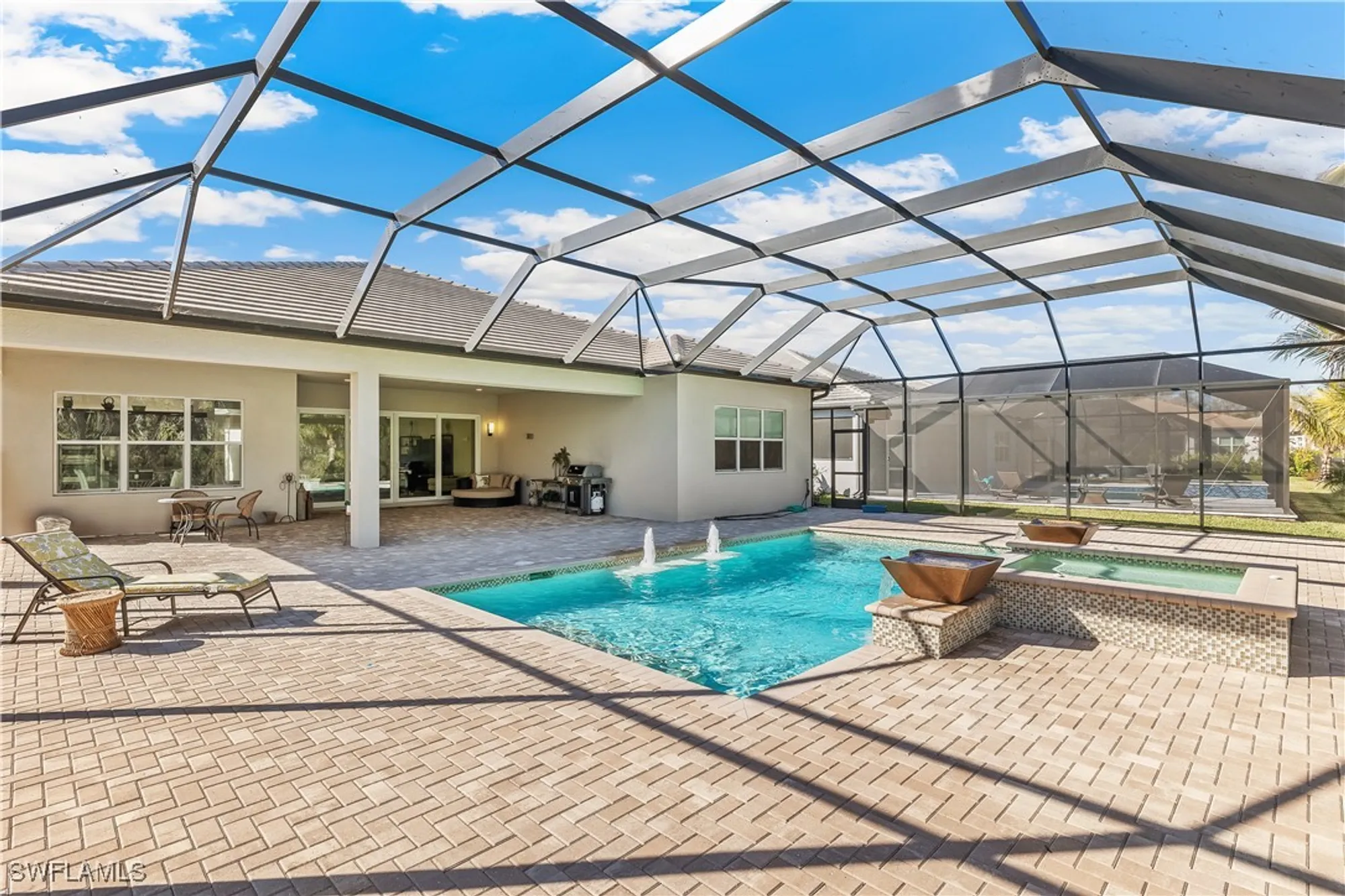 Property Slideshow image 23 of 34 | 12047 oleander ave, Naples, FL, 34120