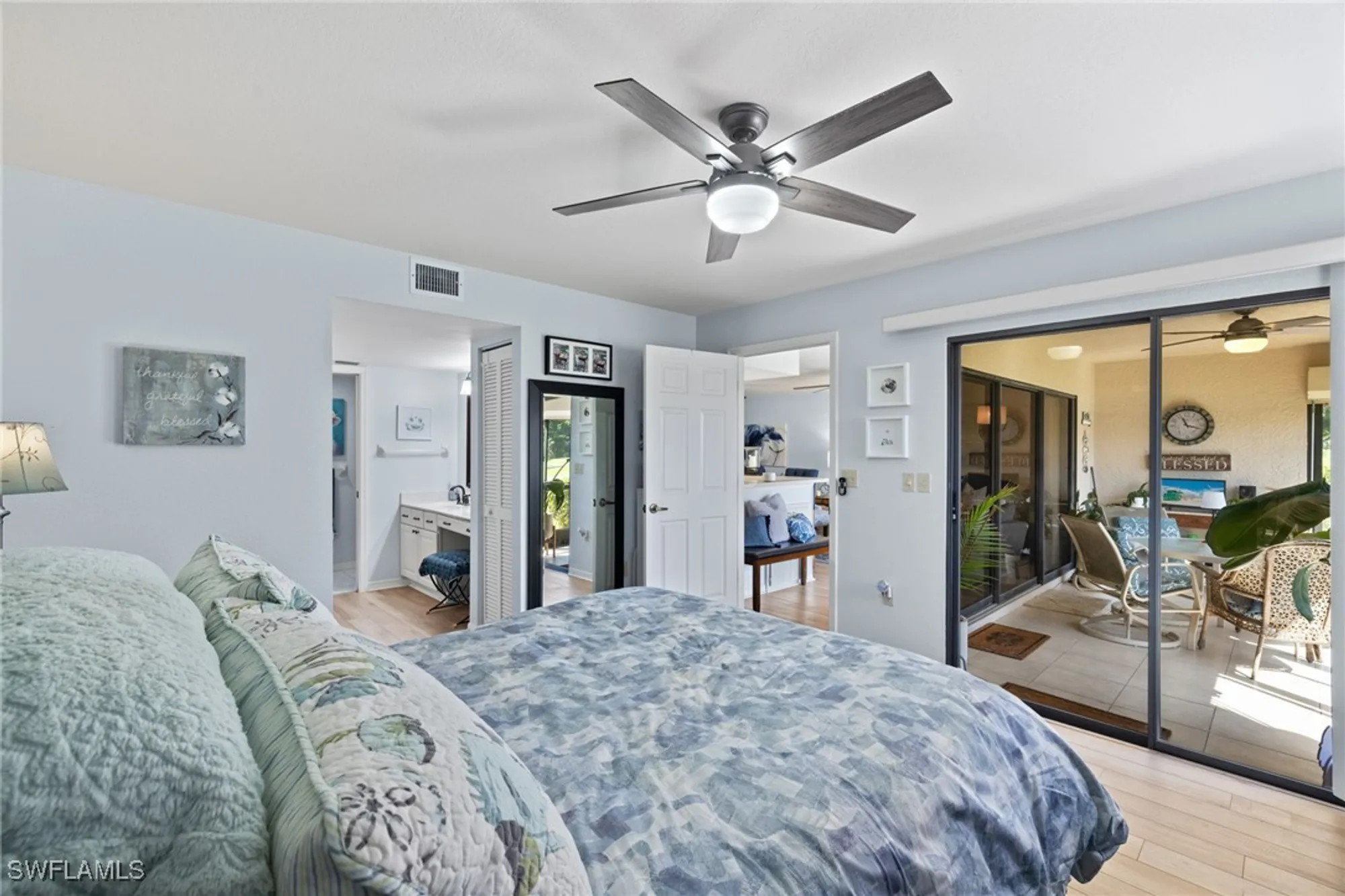 Property Slideshow image 17 of 39 | 5925 trailwinds dr 912, Fort Myers, FL, 33907