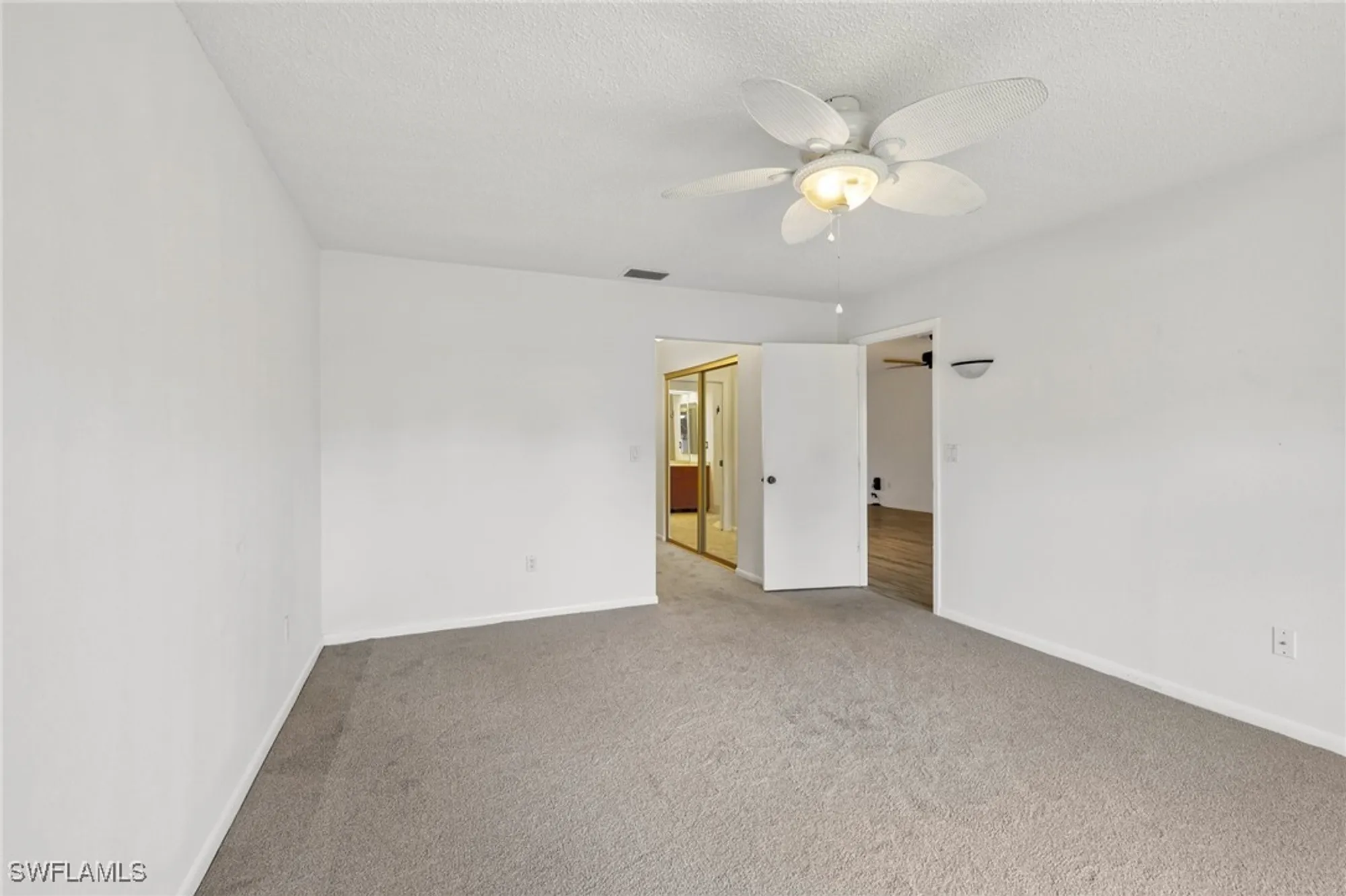 Property Slideshow image 18 of 45 | 1381 n brandywine cir, Fort Myers, FL, 33919