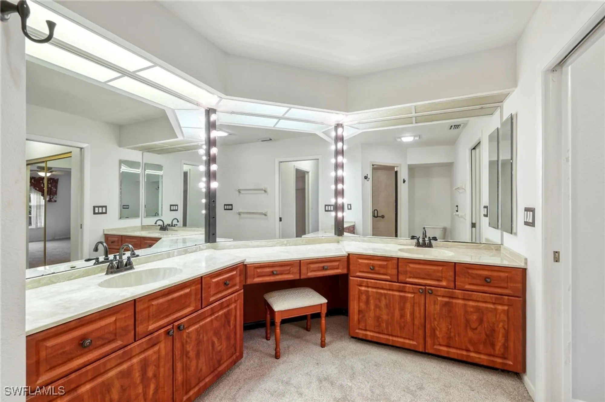 Property Slideshow image 20 of 45 | 1381 n brandywine cir, Fort Myers, FL, 33919