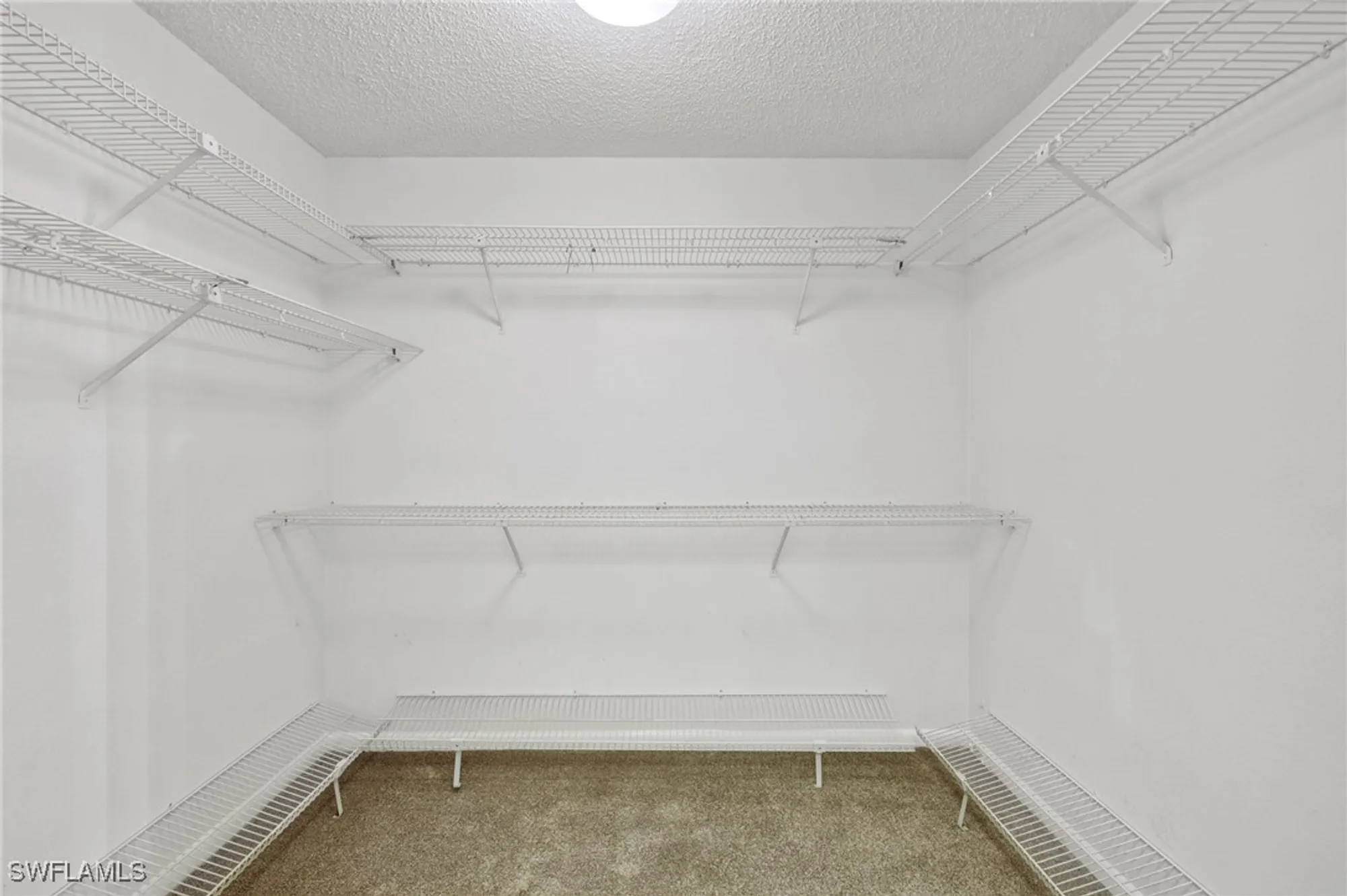 Property Slideshow image 22 of 45 | 1381 n brandywine cir, Fort Myers, FL, 33919