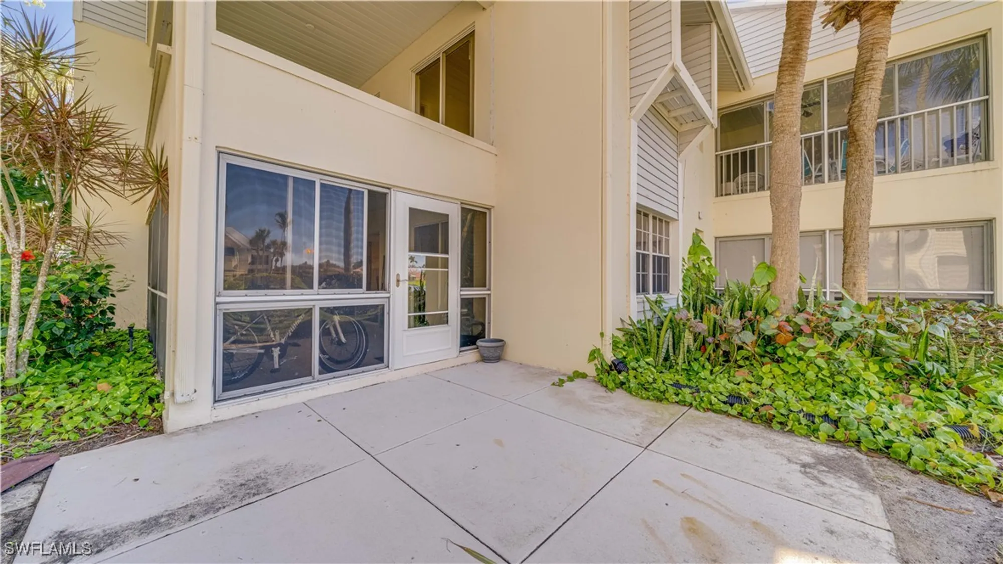 Property Slideshow image 27 of 37 | 14977 rivers edge ct 120, Fort Myers, FL, 33908