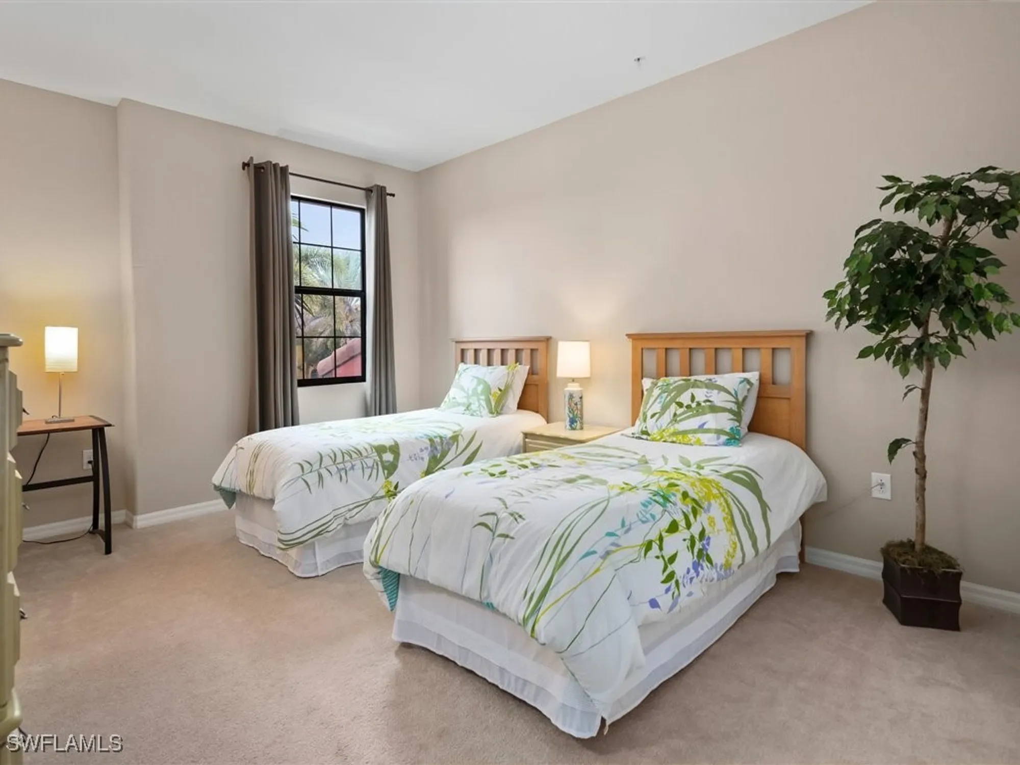 Property Slideshow image 13 of 37 | 9071 albion ln 5703, Naples, FL, 34113