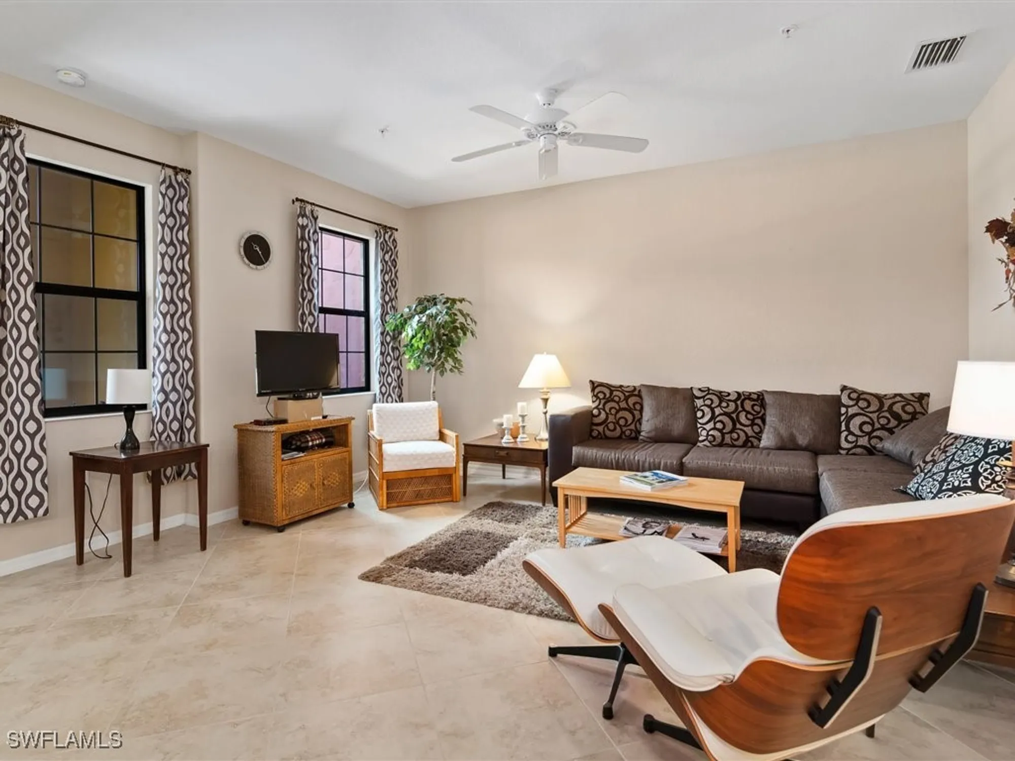Property Slideshow image 4 of 37 | 9071 albion ln 5703, Naples, FL, 34113