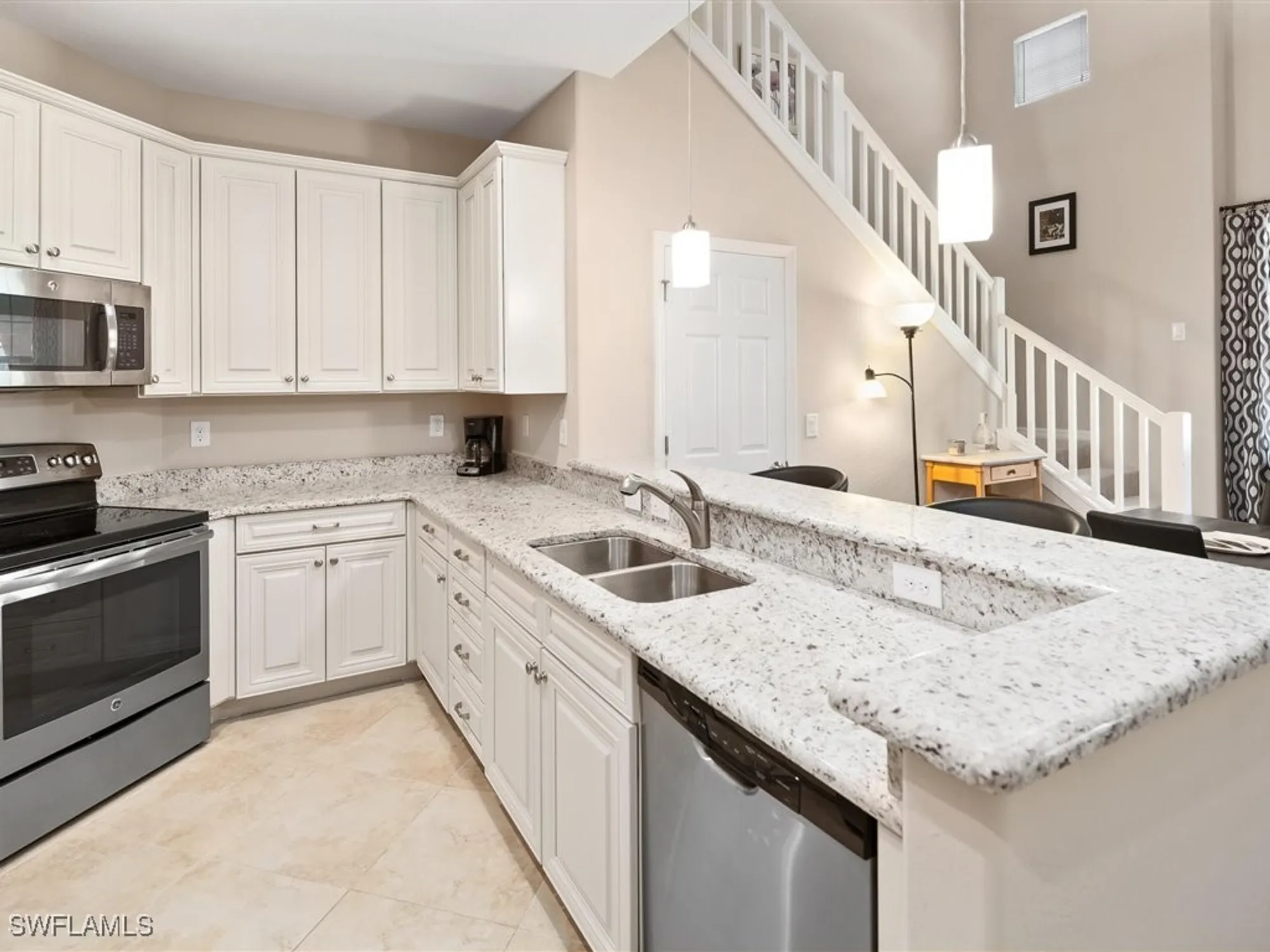 Property Slideshow image 8 of 37 | 9071 albion ln 5703, Naples, FL, 34113