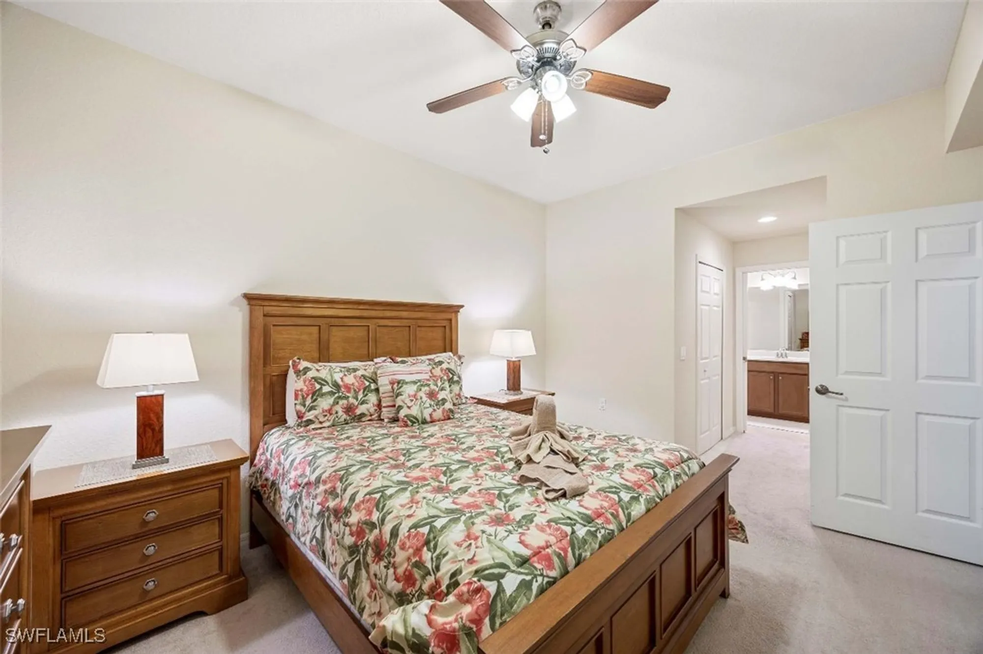 Property Slideshow image 14 of 19 | 10349 heritage bay blvd 2132, Naples, FL, 34120